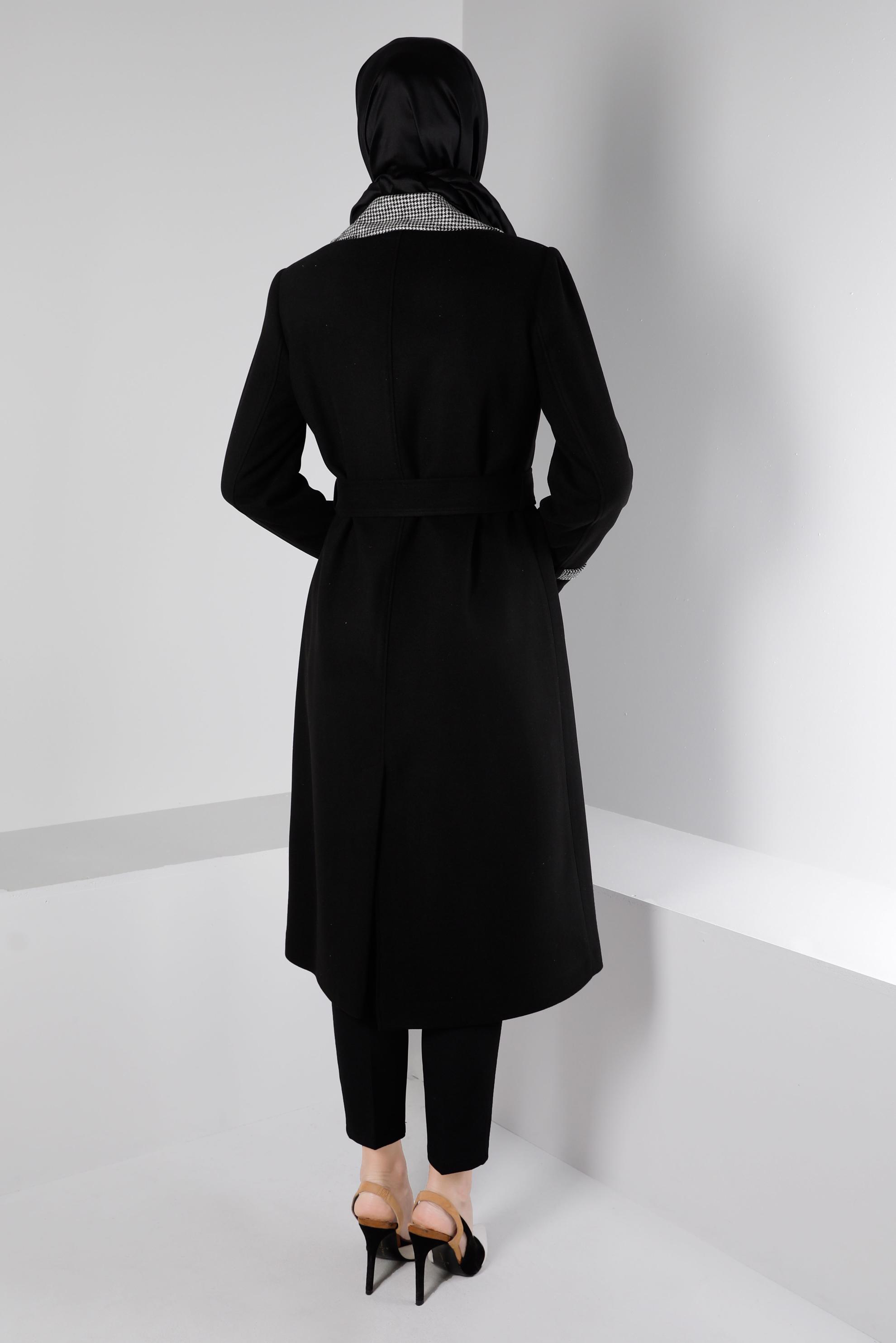 Vêtements hijab NOIR MANTEAU PIED-DE-POULE TEXTURÉ AVEC CEINTURE 90313