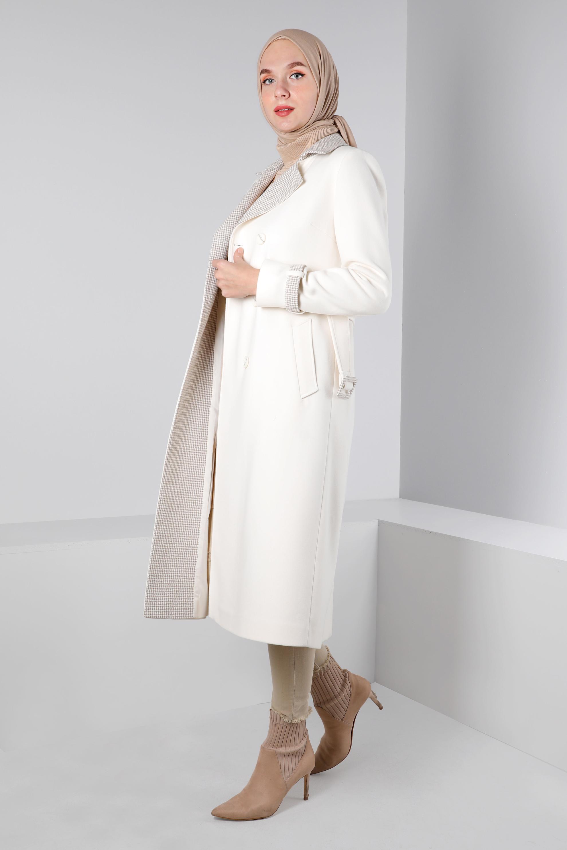 Vêtements hijab BLANC MANTEAU PIED-DE-POULE TEXTURÉ AVEC CEINTURE 90313