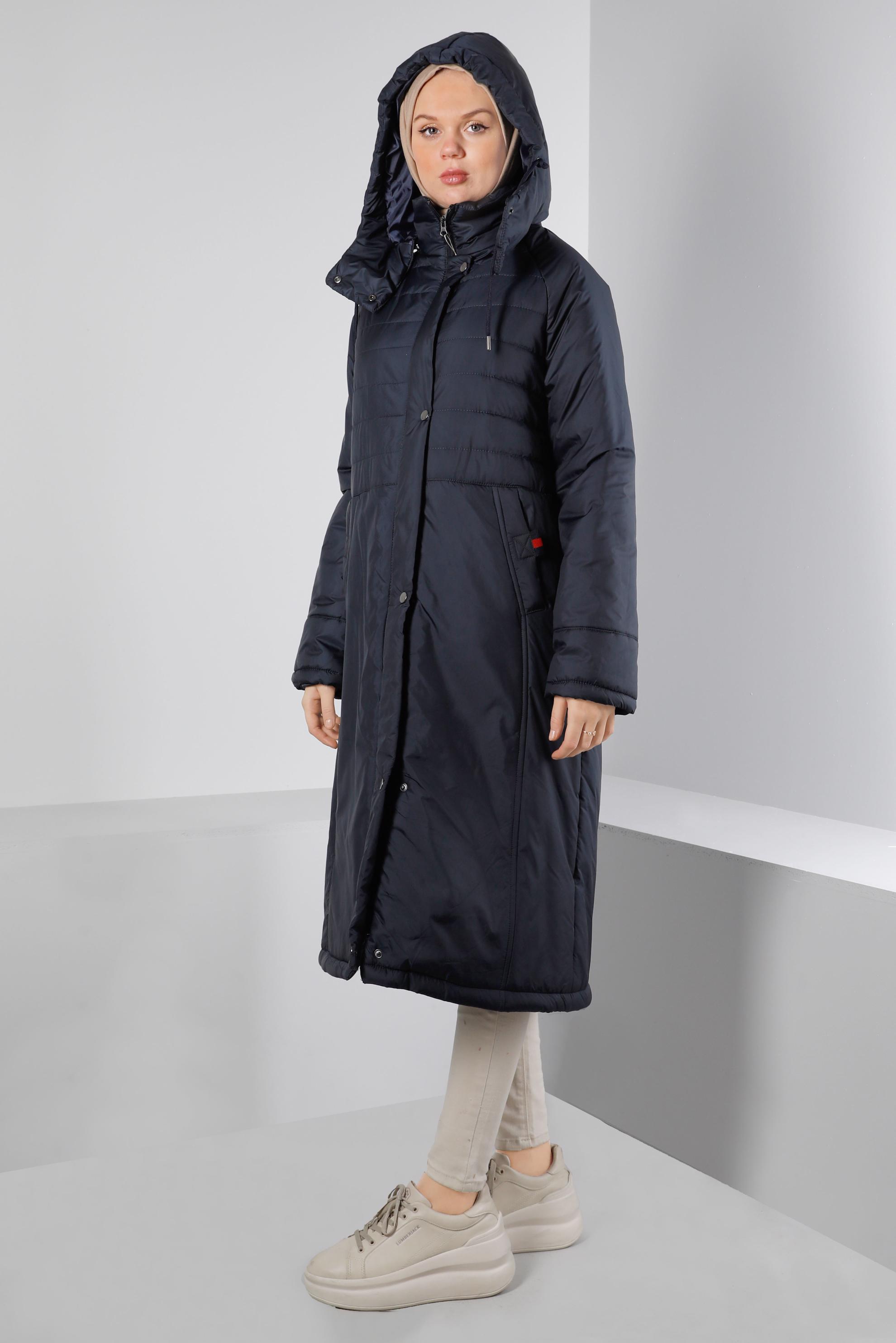 Tesettür giyim LACİVERT KAPÜŞONLU FERMUARLI ŞİŞME KABAN 90319