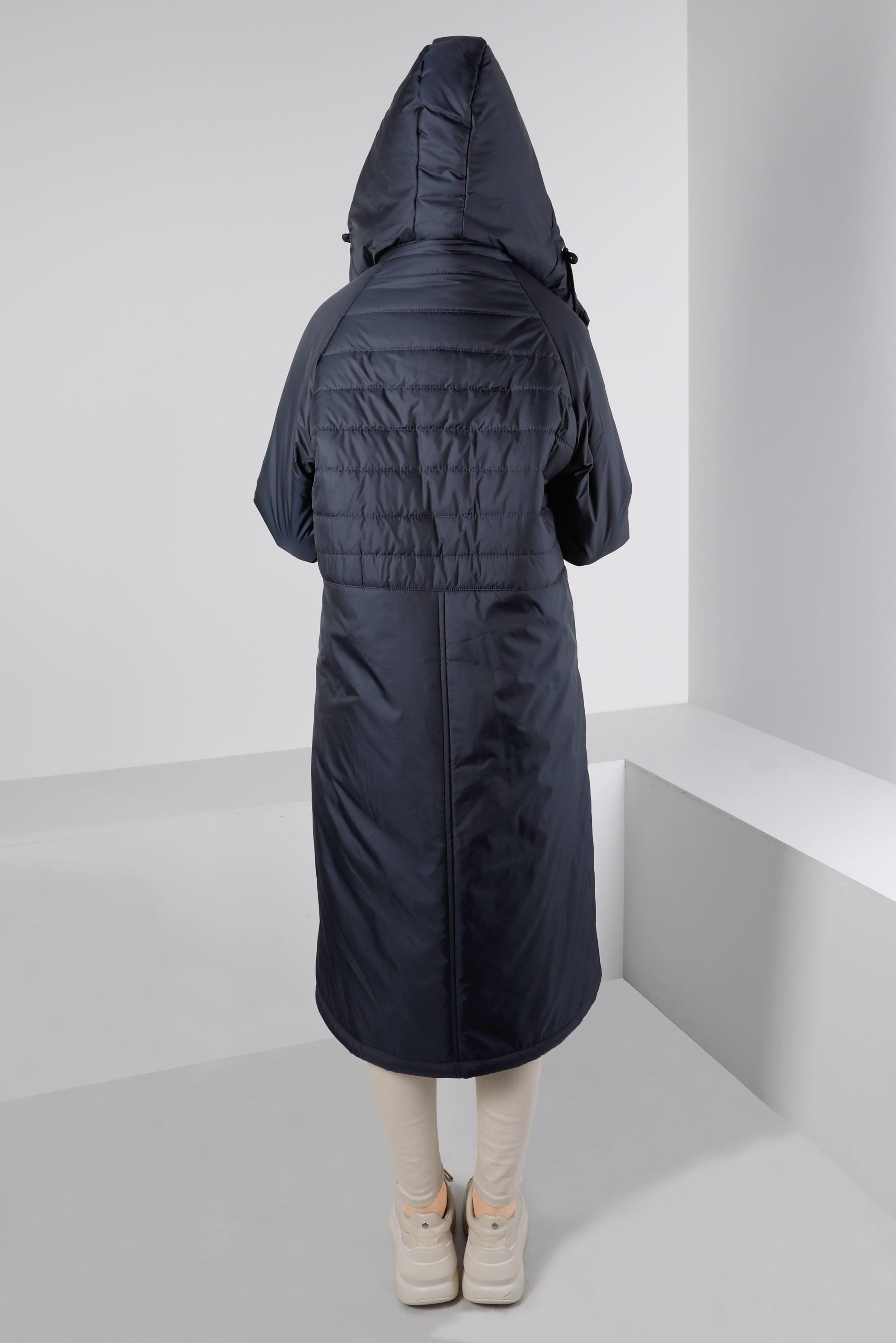 Tesettür giyim LACİVERT KAPÜŞONLU FERMUARLI ŞİŞME KABAN 90319