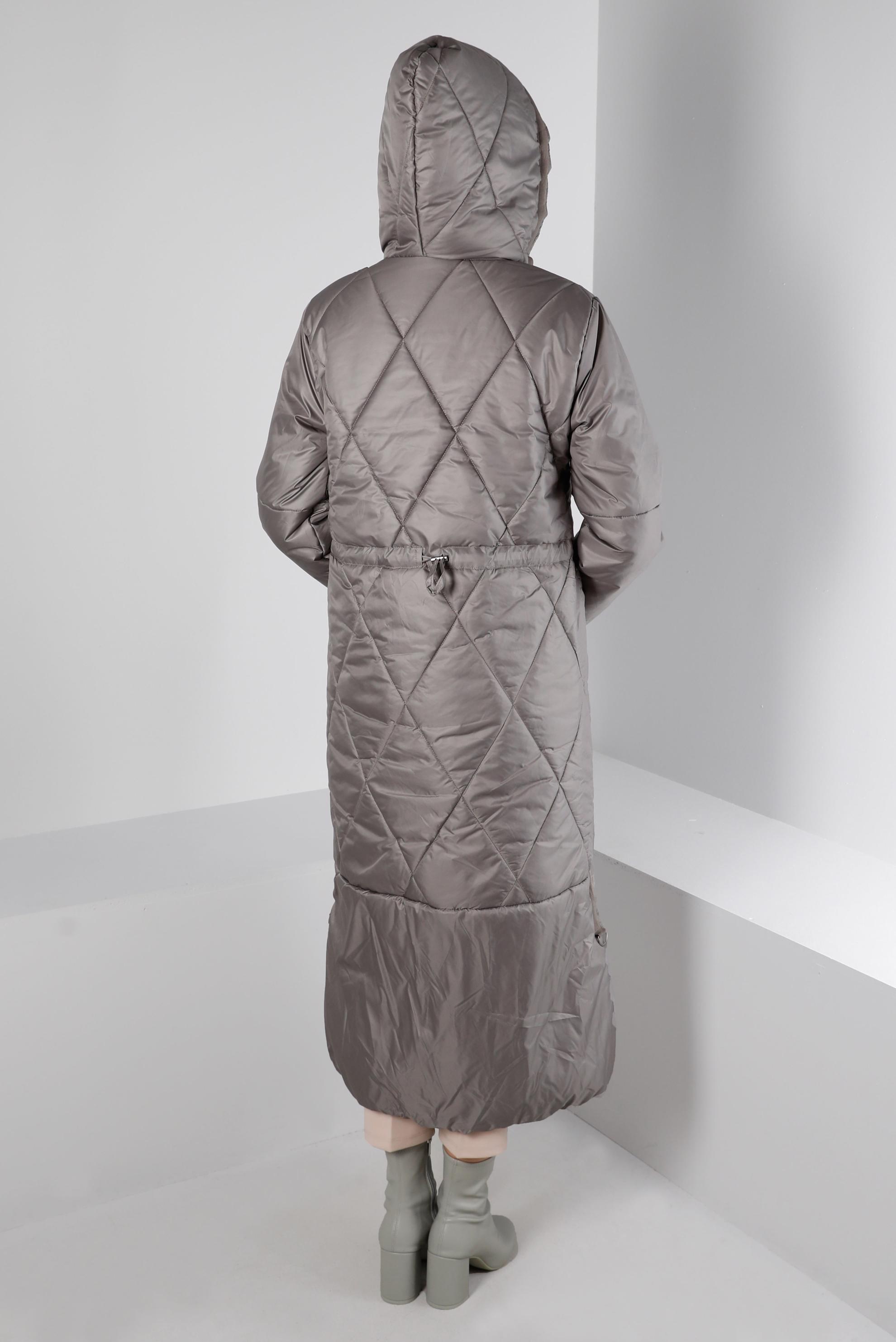 Tesettür giyim GRİ BÜZGÜLÜ KAPÜŞONLU ŞİŞME KABAN 90320 