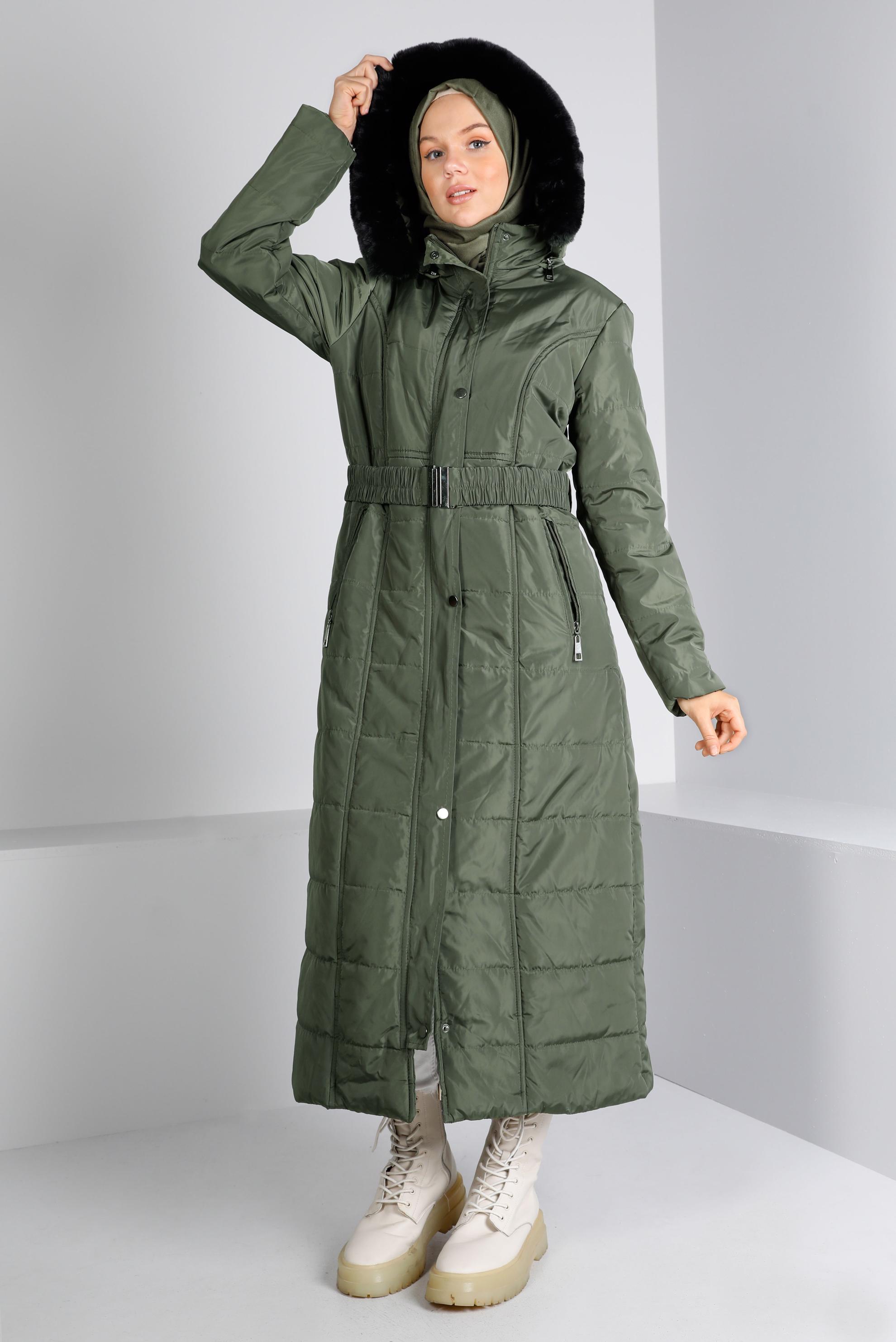 Tesettür giyim HAKİ KEMERLİ KAPÜŞONLU ŞİŞME KABAN 90322