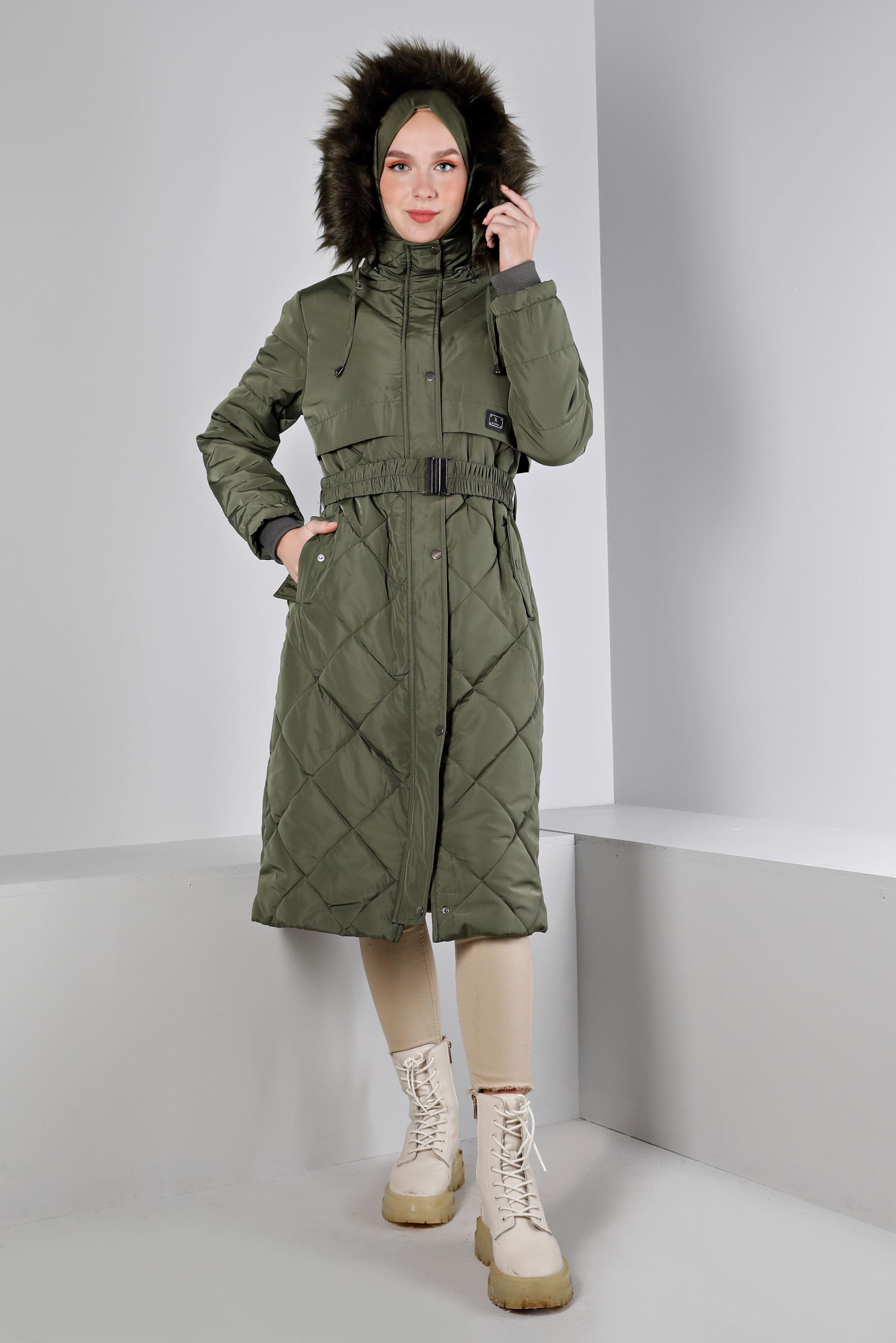 Tesettür giyim HAKİ KAPÜŞONU KÜRKLÜ ŞİŞME KABAN 90323 