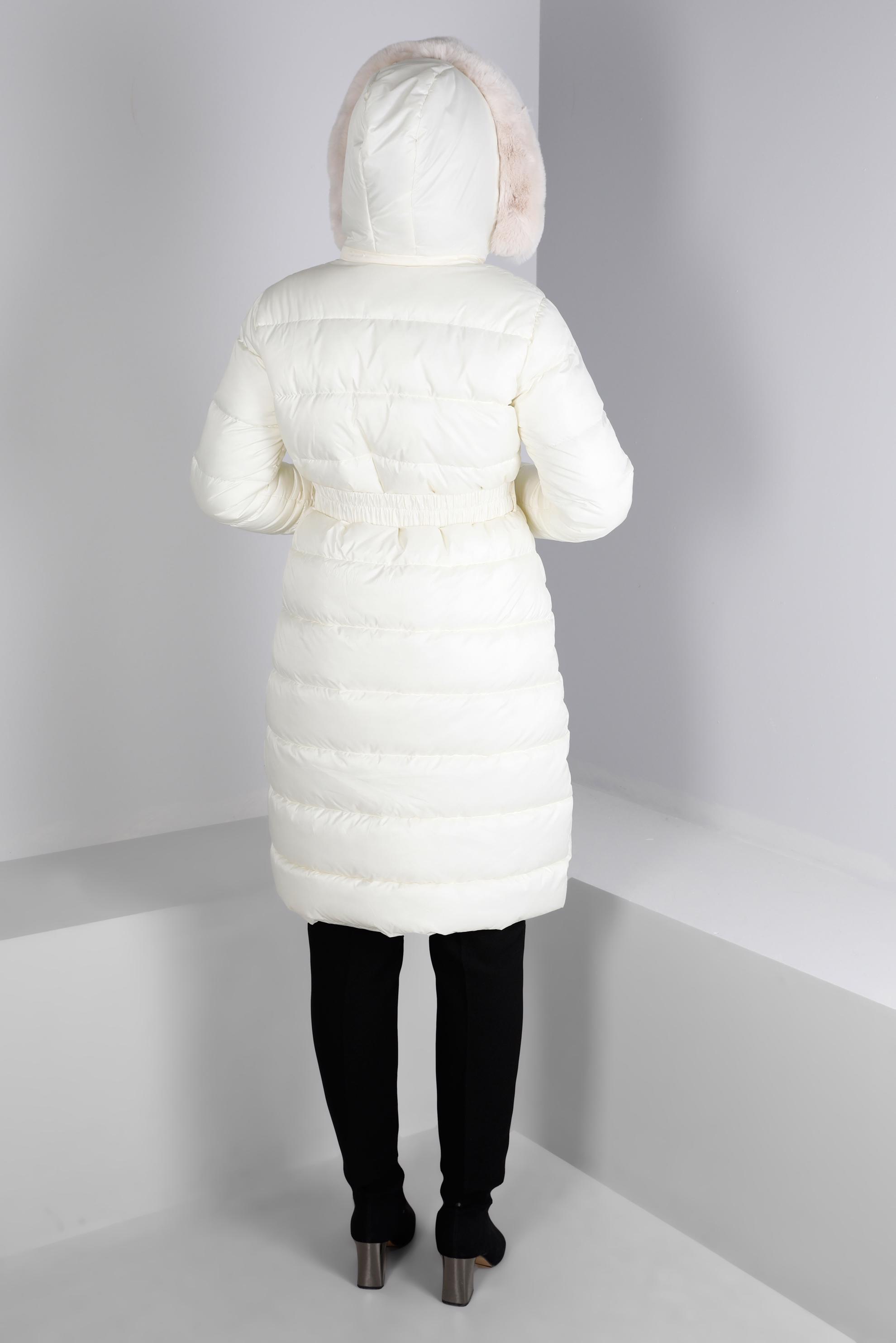 Tesettür giyim BEYAZ KAPÜŞONU KÜRKLÜ KEMERLİ ŞİŞME KABAN 90327