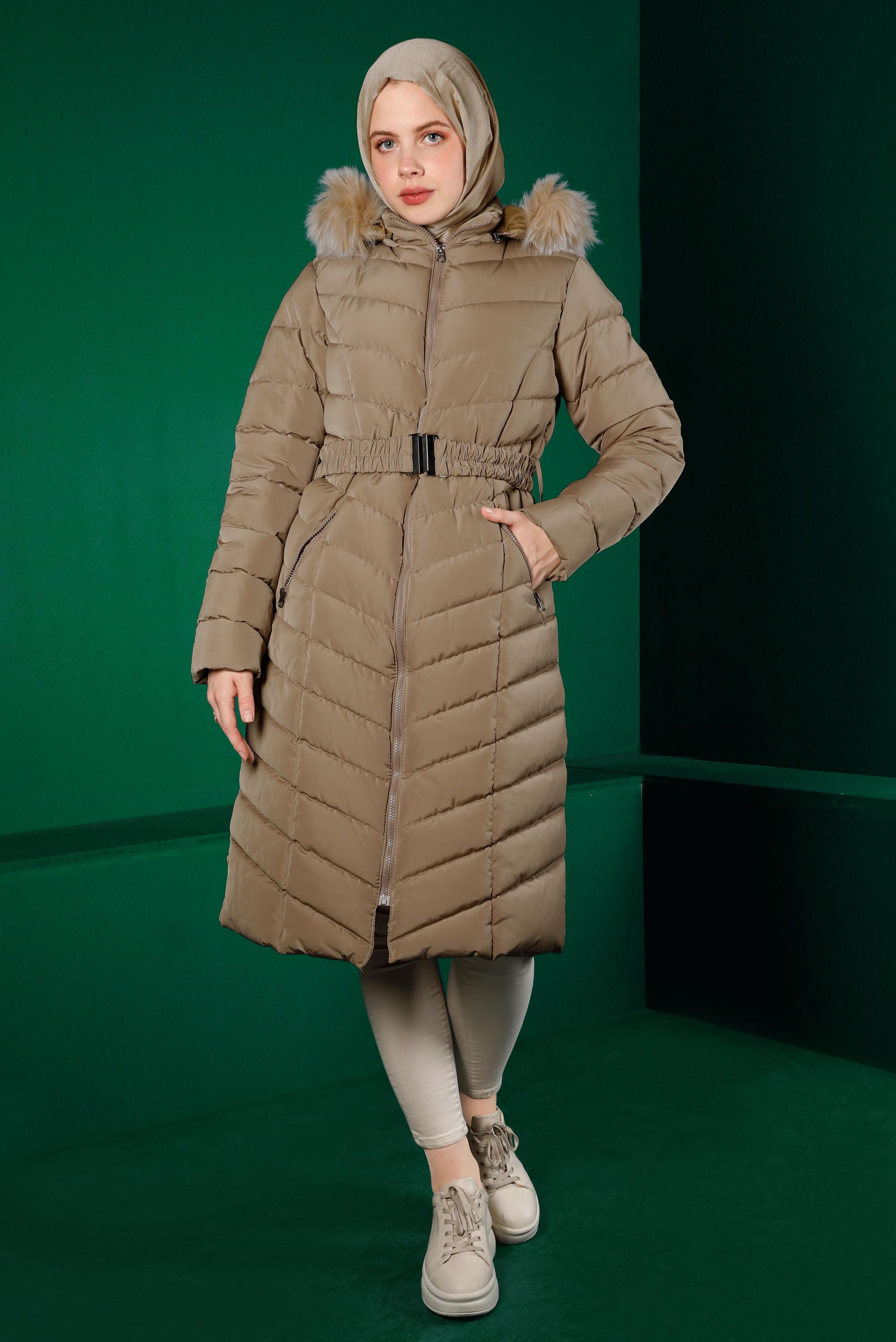 Tesettür giyim KAHVE KEMERLİ KAPÜŞONLU ŞİŞME KABAN 90328