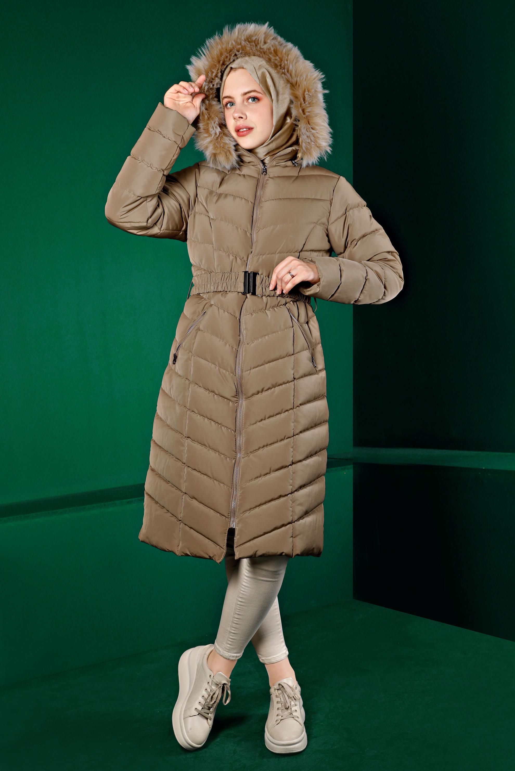 Tesettür giyim KAHVE KEMERLİ KAPÜŞONLU ŞİŞME KABAN 90328