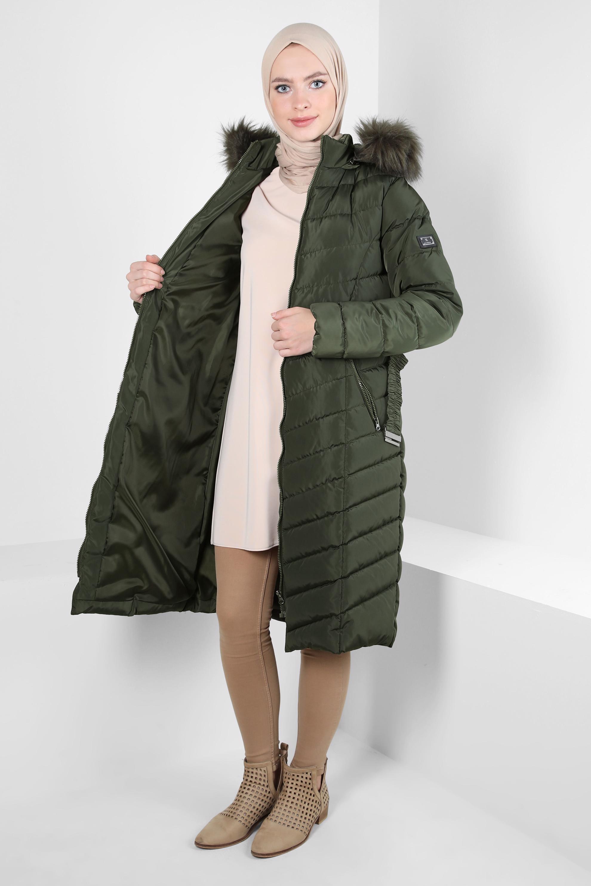 Tesettür giyim HAKİ KEMERLİ KAPÜŞONLU ŞİŞME KABAN 90328