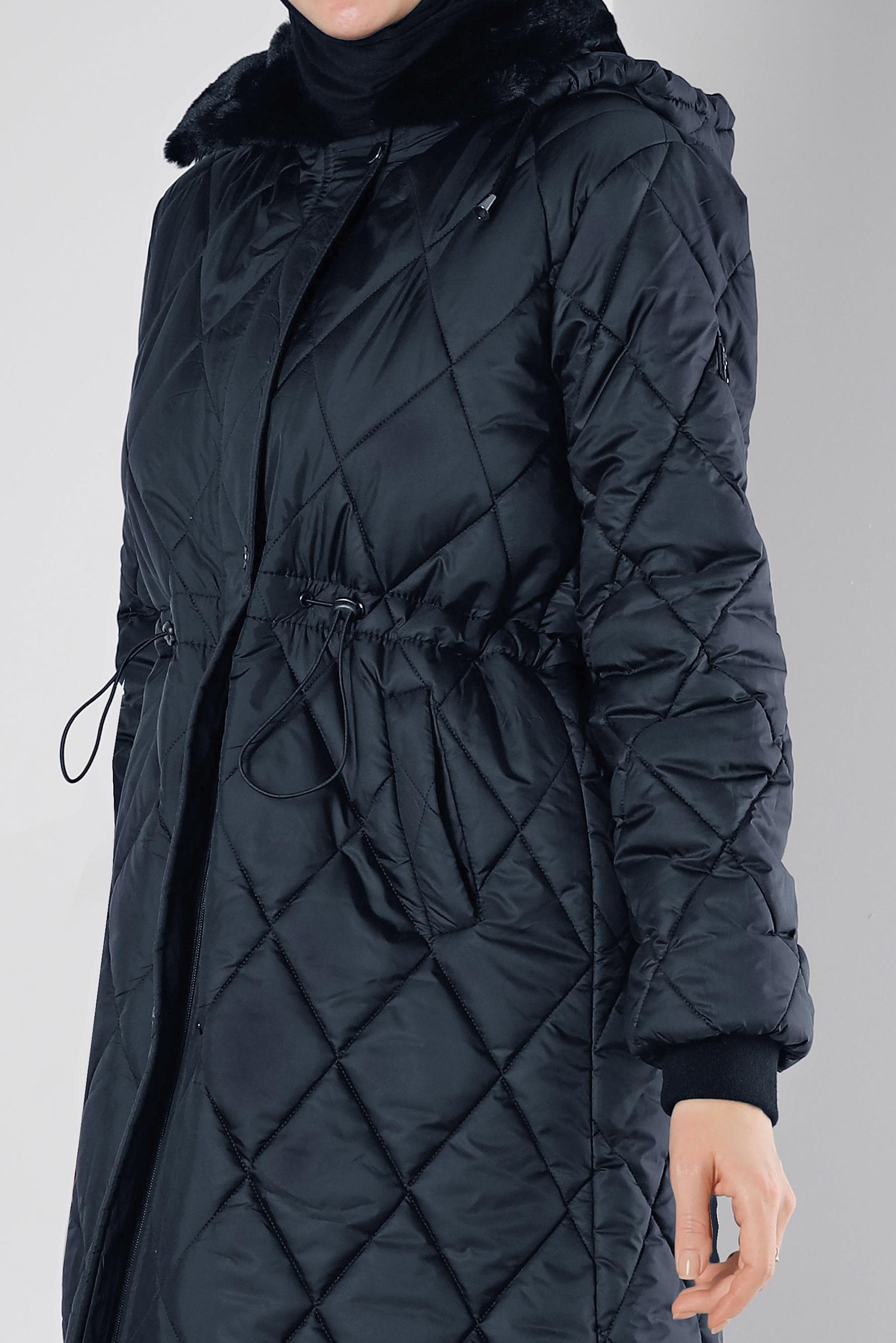 Tesettür giyim LACİVERT BELİ BÜZGÜLÜ KAPİTONE ŞİŞME KABAN 90329