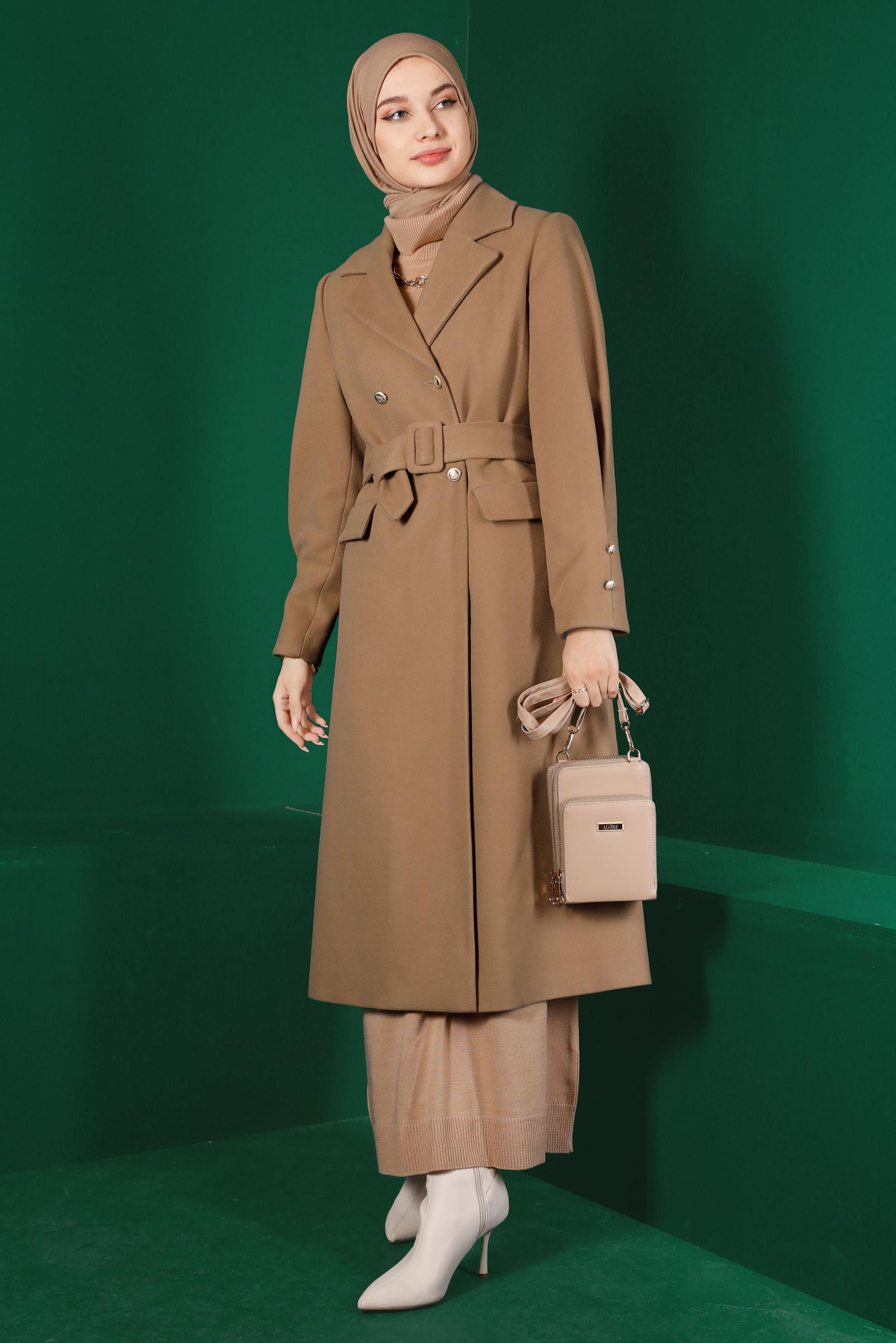 Tesettür giyim KAHVE DÜĞMELİ KUŞAKLI KABAN 90339 