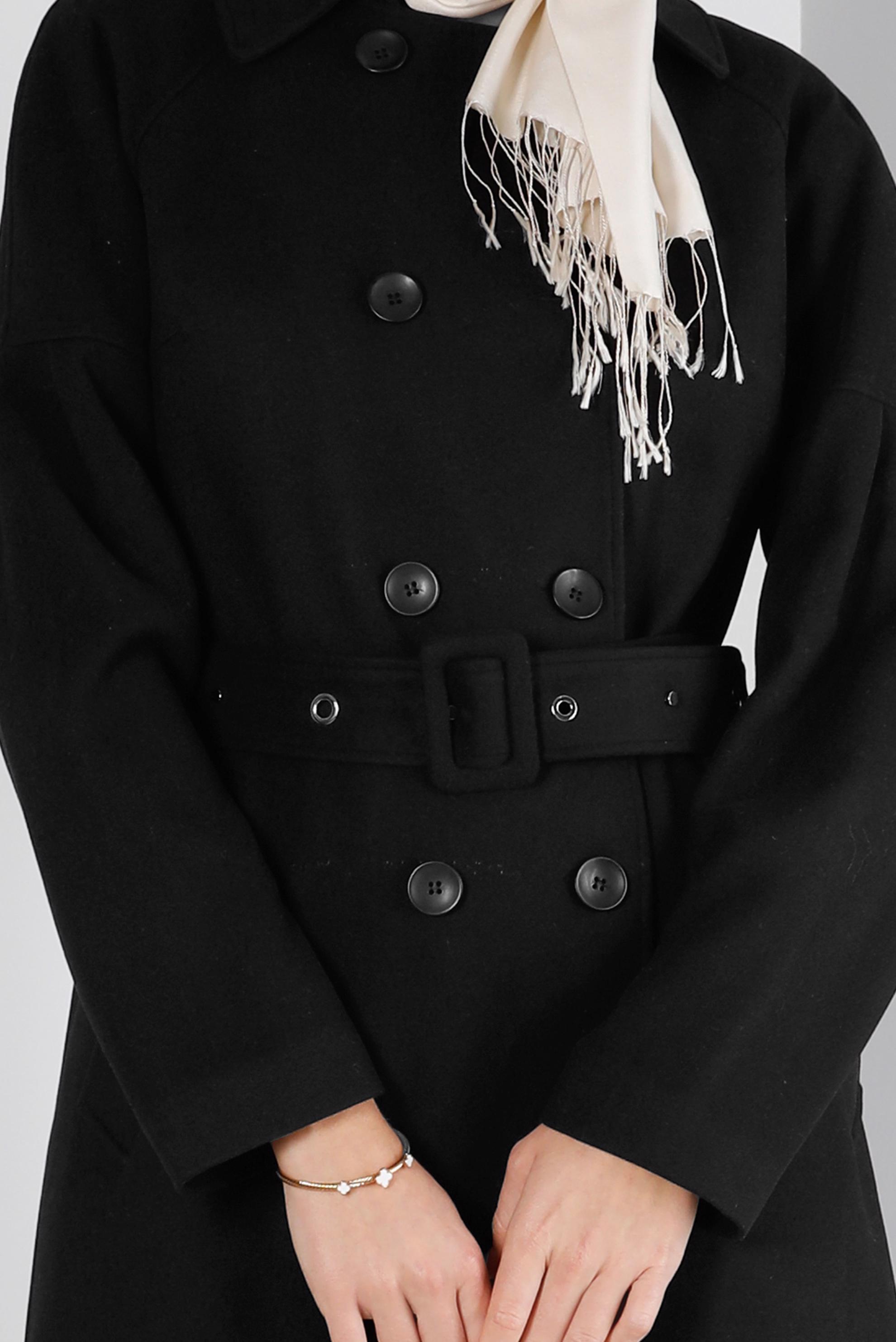 Tesettür giyim SİYAH KEMERLİ DÜĞMELİ KABAN 90344