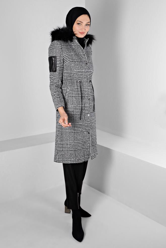 Vêtements hijab NOIR MANTEAU PIED-DE-POULE À CAPUCHE FOURRURE 90347 - ALVİNA