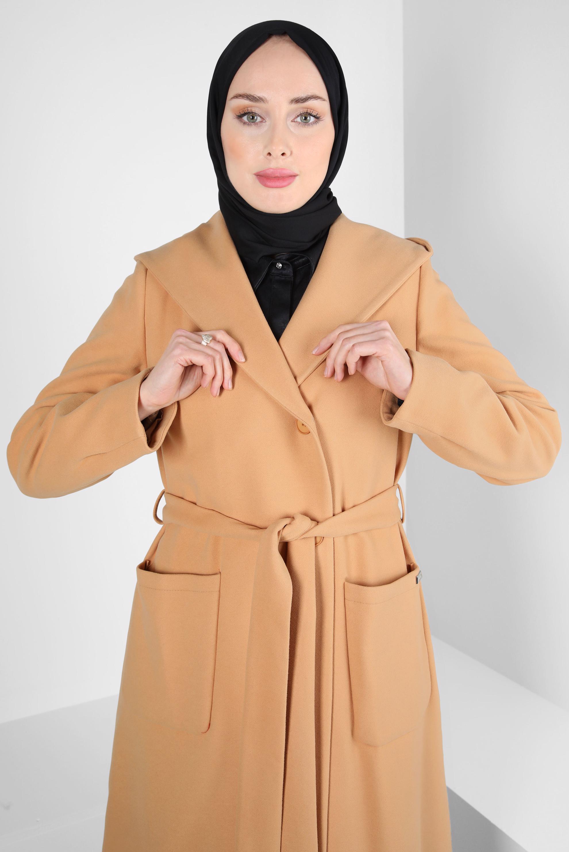Tesettür giyim KAHVE KAPÜŞONLU CEPLİ KABAN 90351
