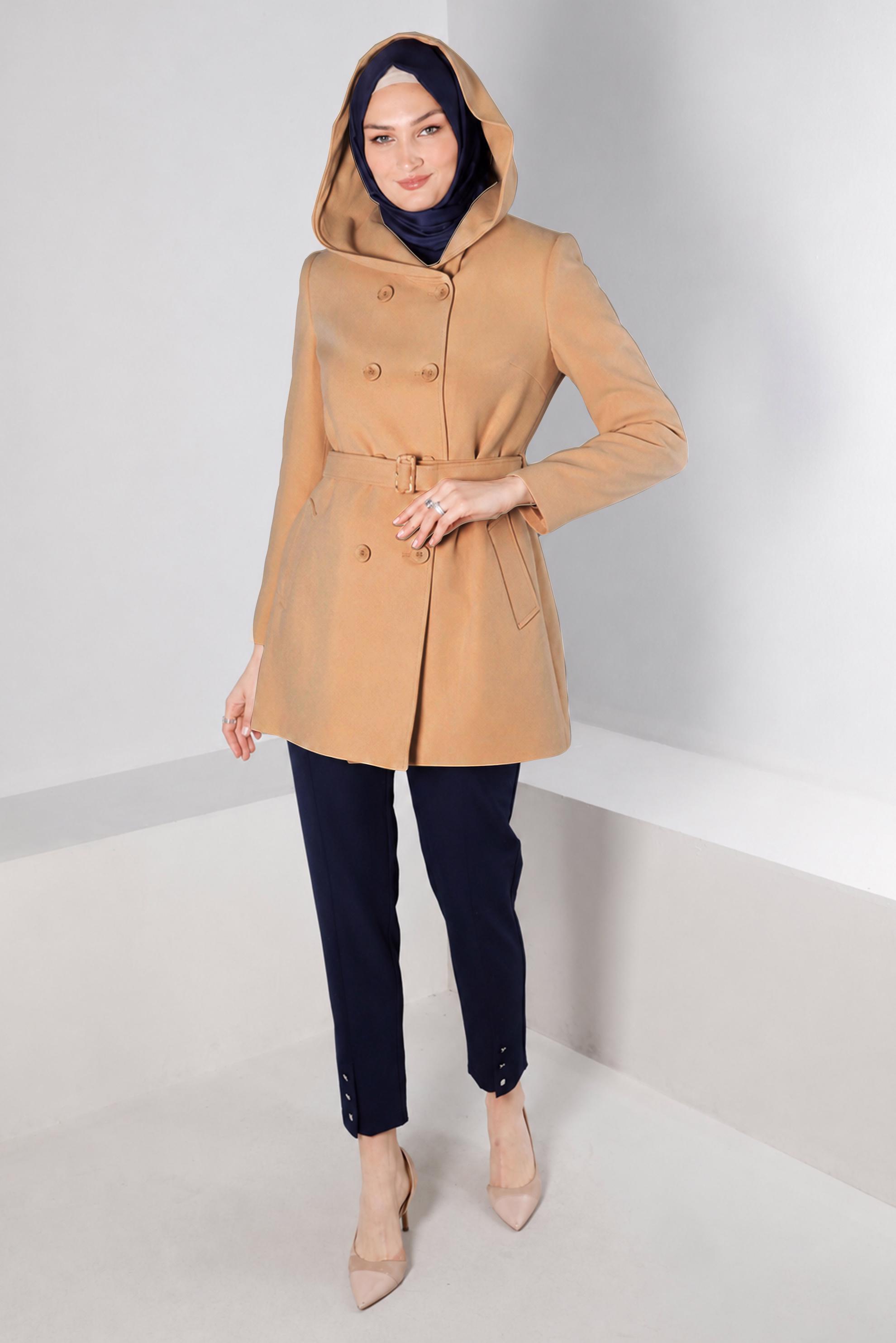 Vêtements hijab BEIGE MANTEAU À CAPUCHE ET CEINTURE 90352