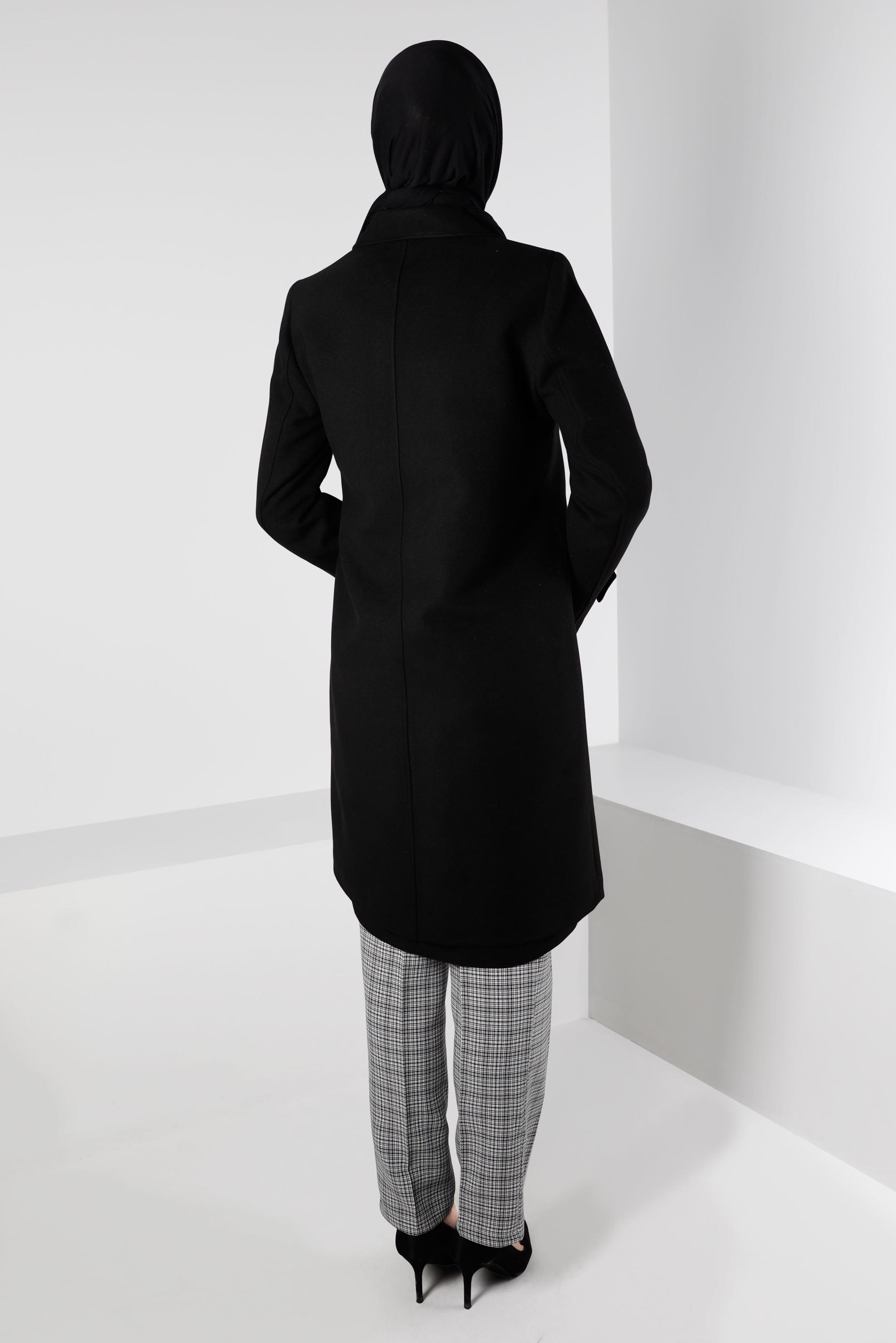 Tesettür giyim SİYAH KRUVAZE YAKA DÜĞMELİ KABAN 90355 