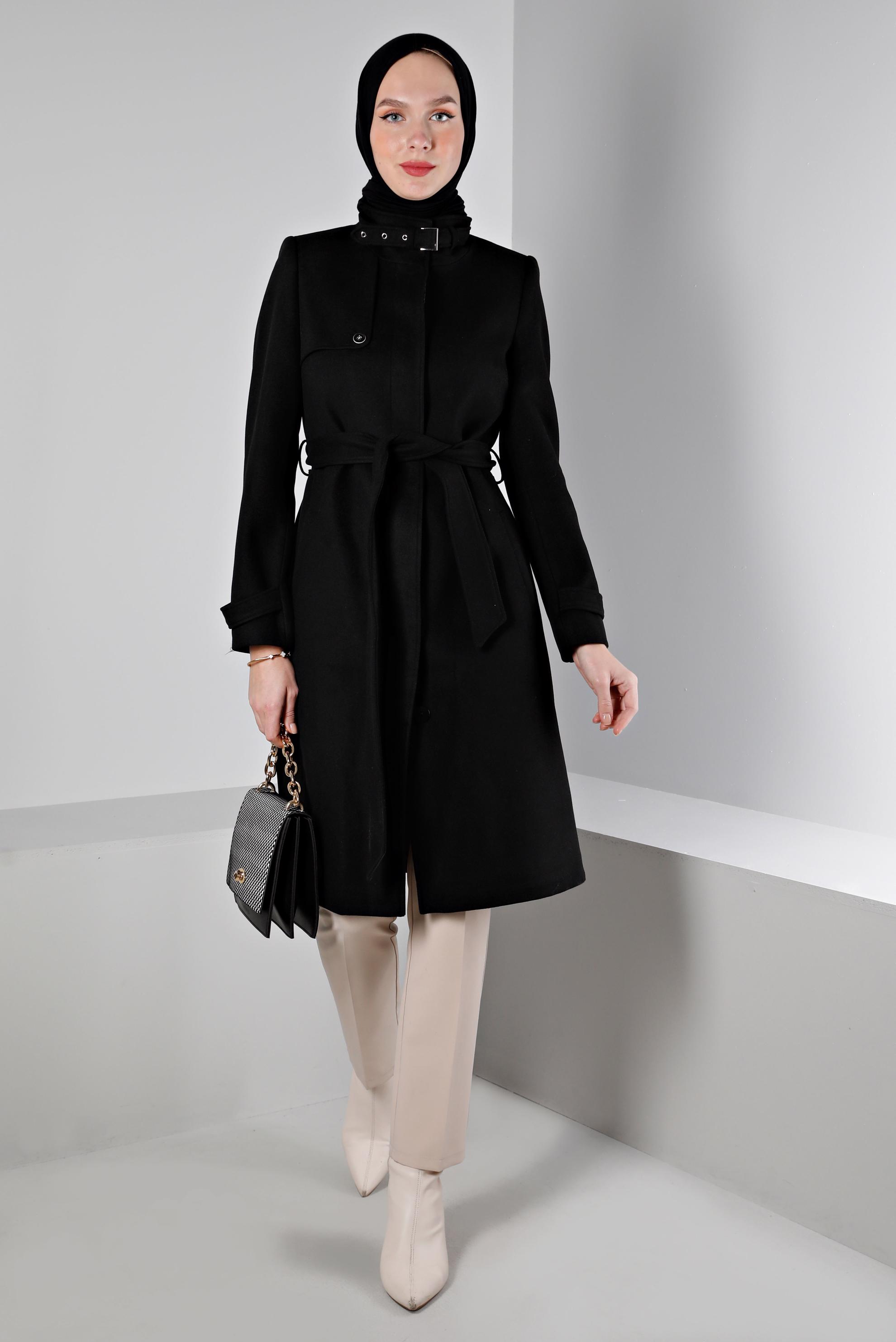 Tesettür giyim SİYAH YAKASI KEMER DETAYLI KABAN 90358 