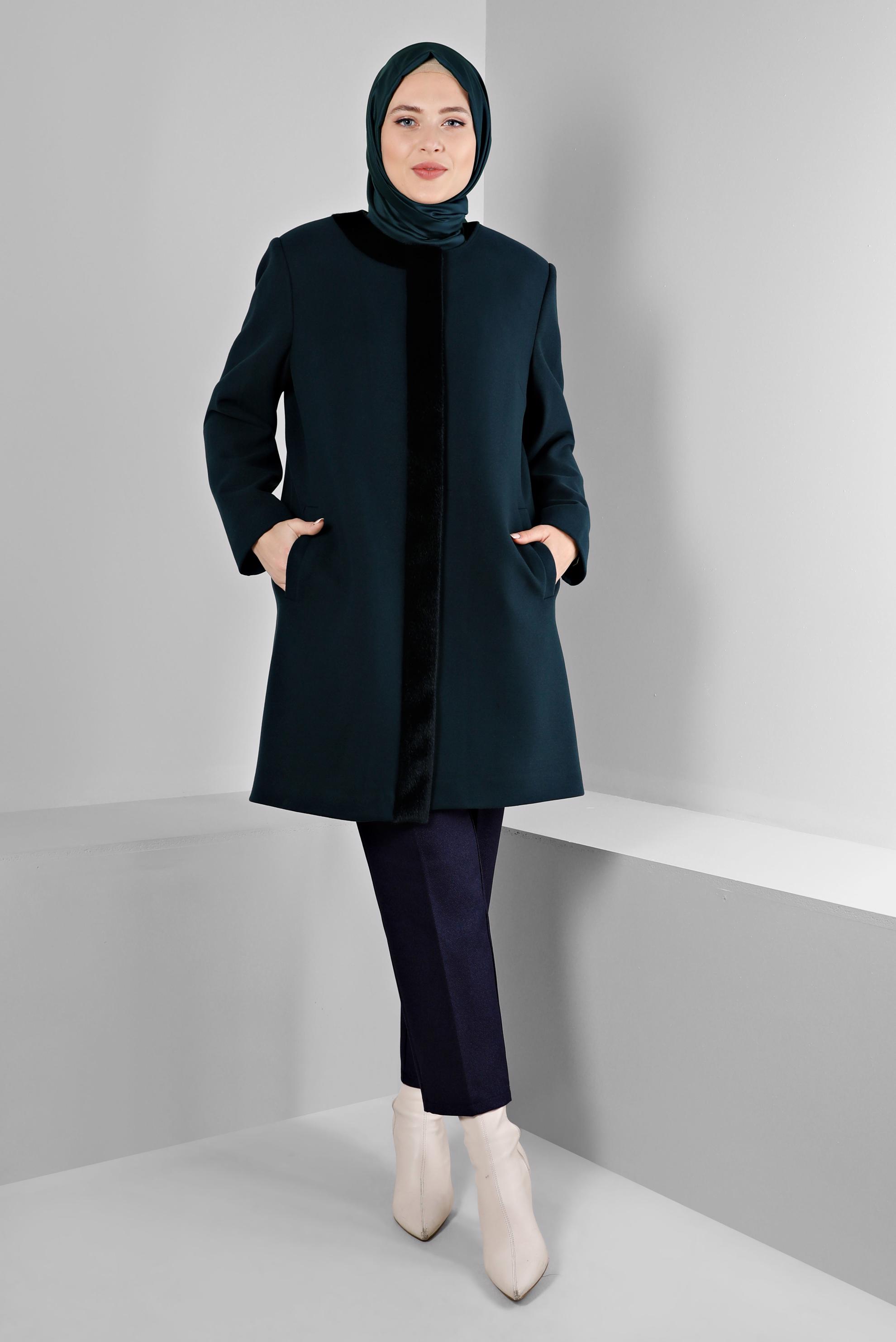 Vêtements hijab BLEU MANTEAU EN FOURRURE AVEC DÉTAIL DE POCHE 90366