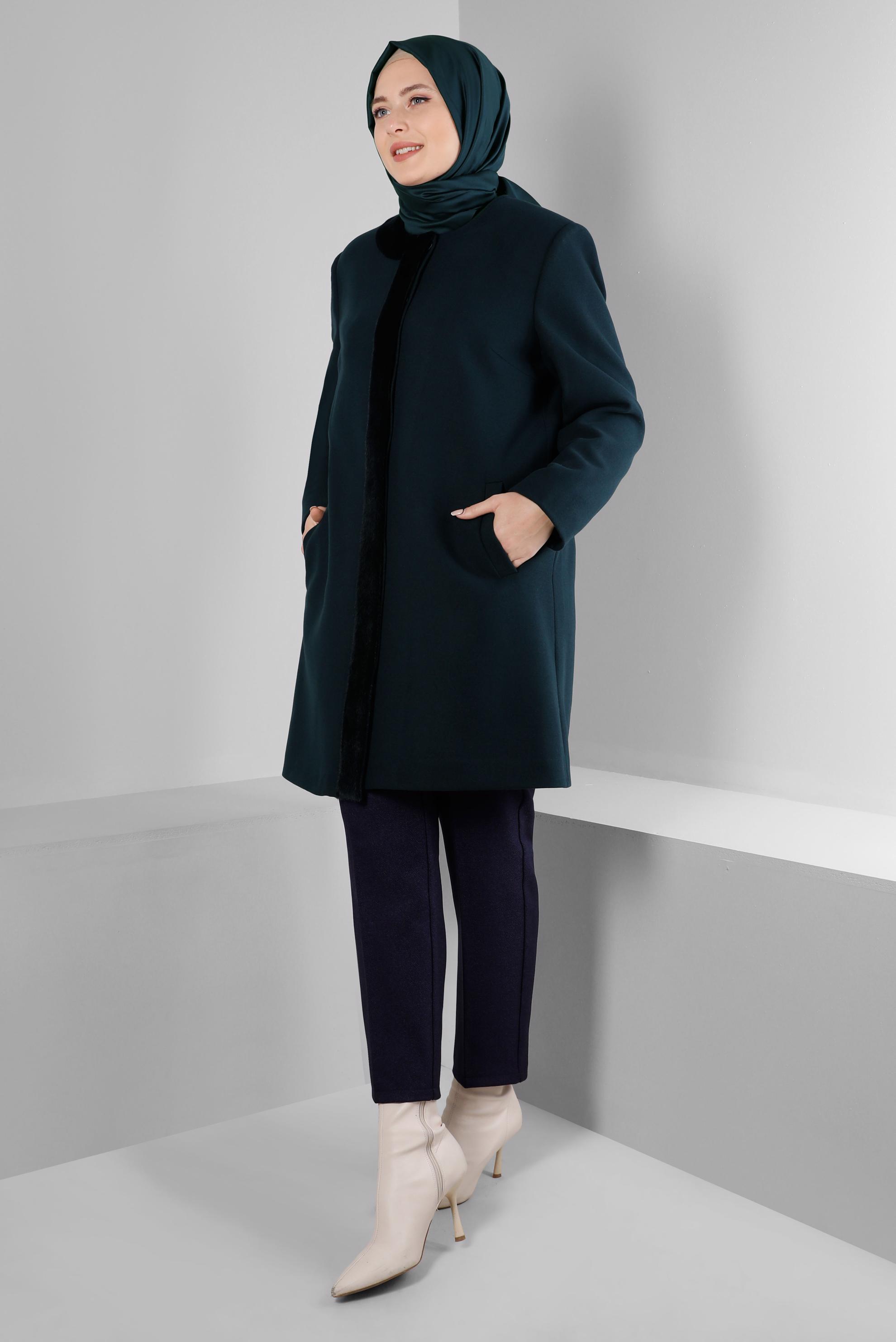 Vêtements hijab BLEU MANTEAU EN FOURRURE AVEC DÉTAIL DE POCHE 90366