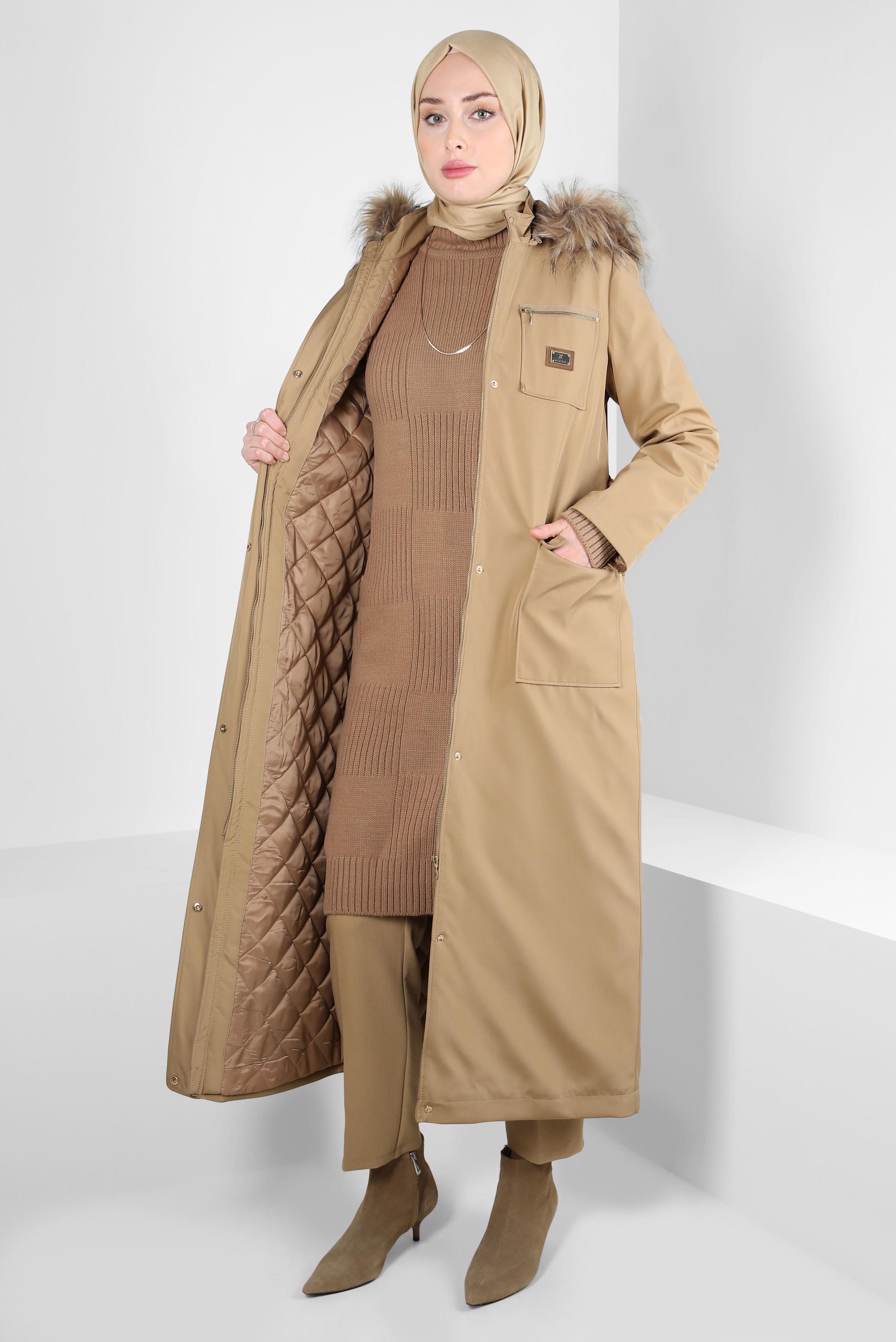 Tesettür giyim KAHVE KAPÜŞONU KÜRKLÜ PARKA 90370