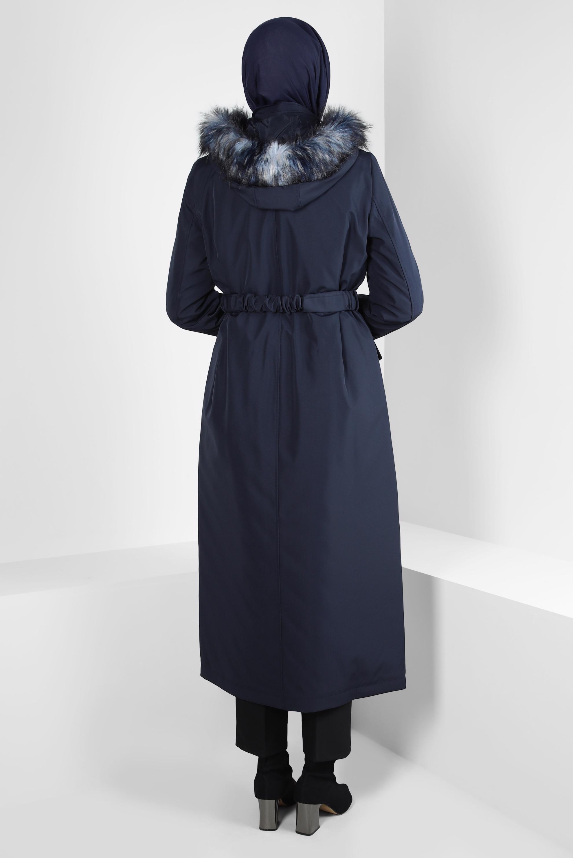 Tesettür giyim LACİVERT KAPÜŞONU KÜRKLÜ PARKA 90370