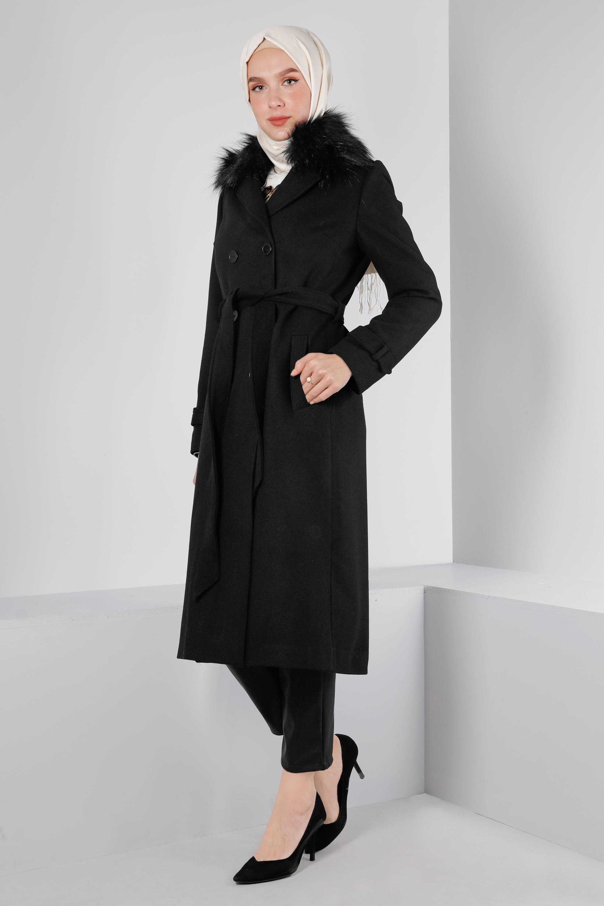 Tesettür giyim SİYAH KÜRK DETAYLI KUŞAKLI KABAN 90375	