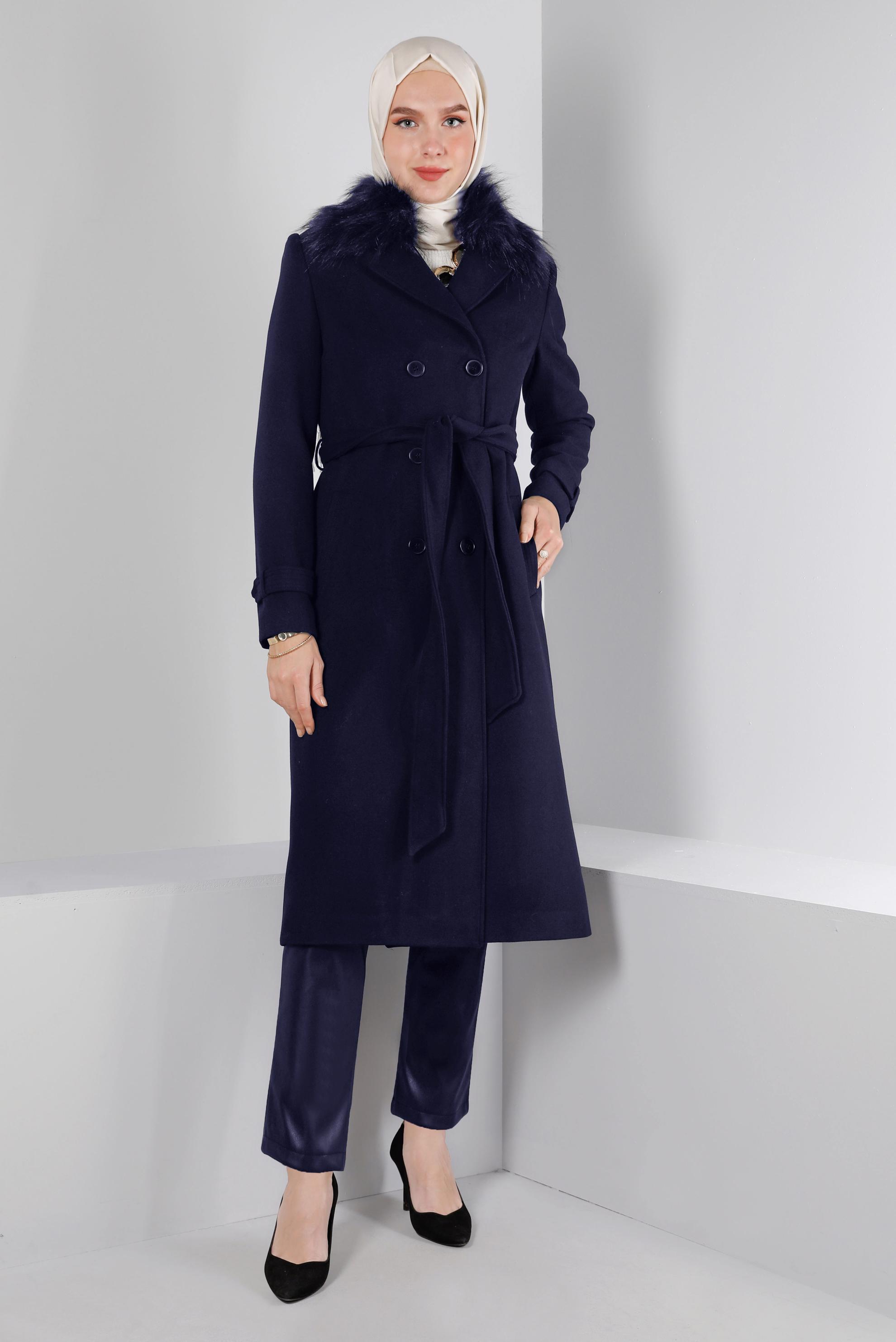 Tesettür giyim LACİVERT KÜRK DETAYLI KUŞAKLI KABAN 90375	