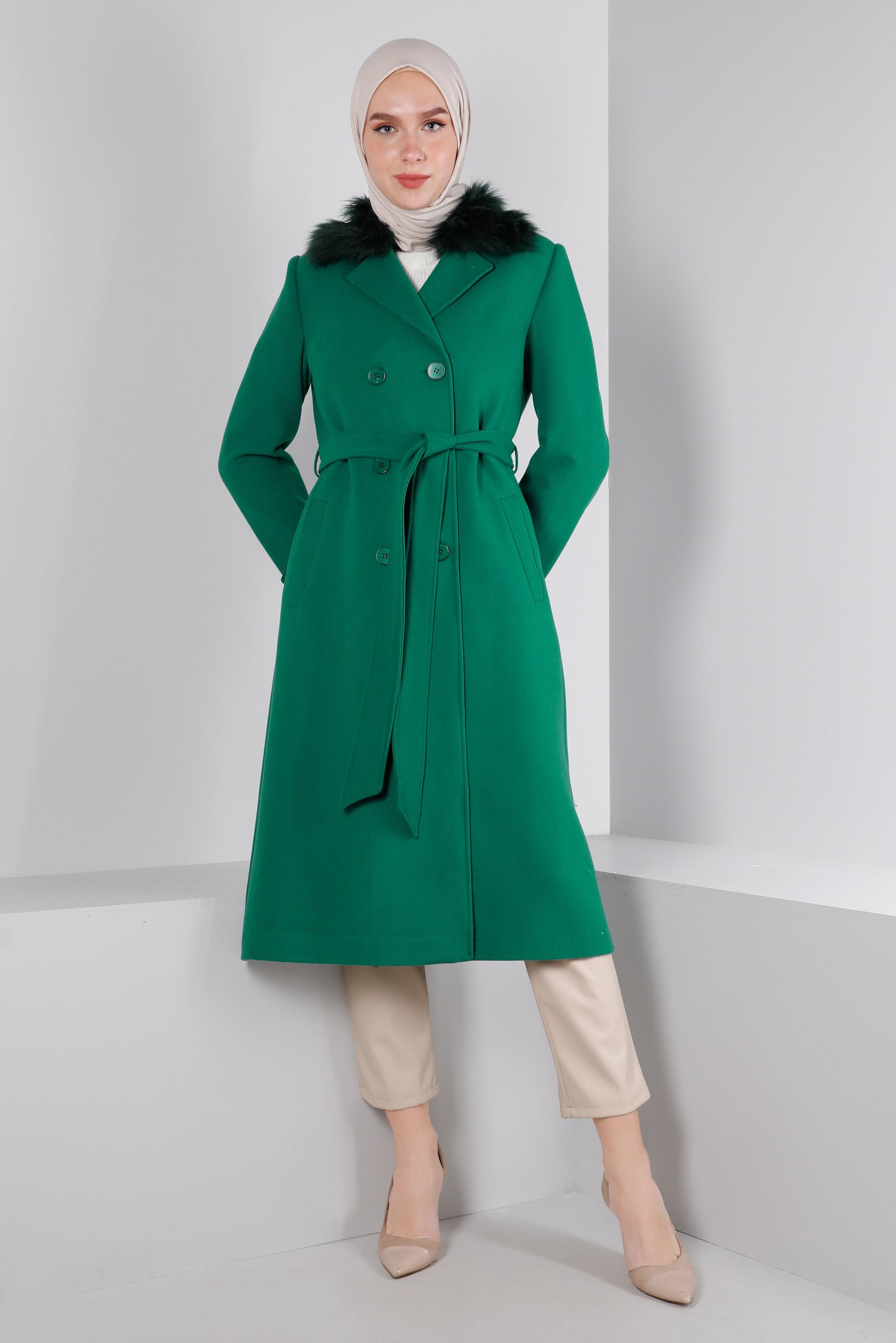 Tesettür giyim YEŞİL KÜRK DETAYLI KUŞAKLI KABAN 90375	