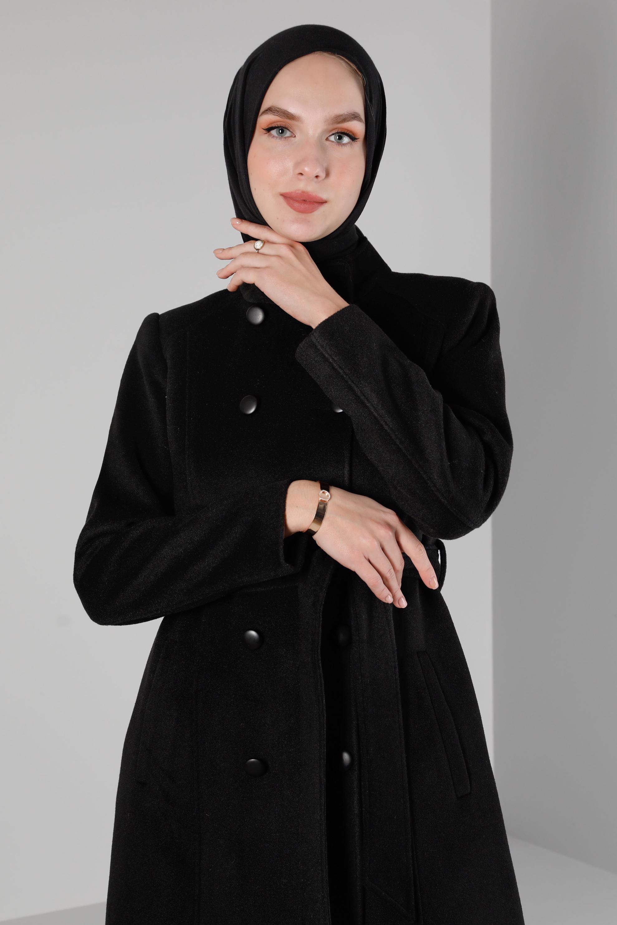 Tesettür giyim SİYAH DÜĞMELİ KUŞAKLI KABAN 90376 