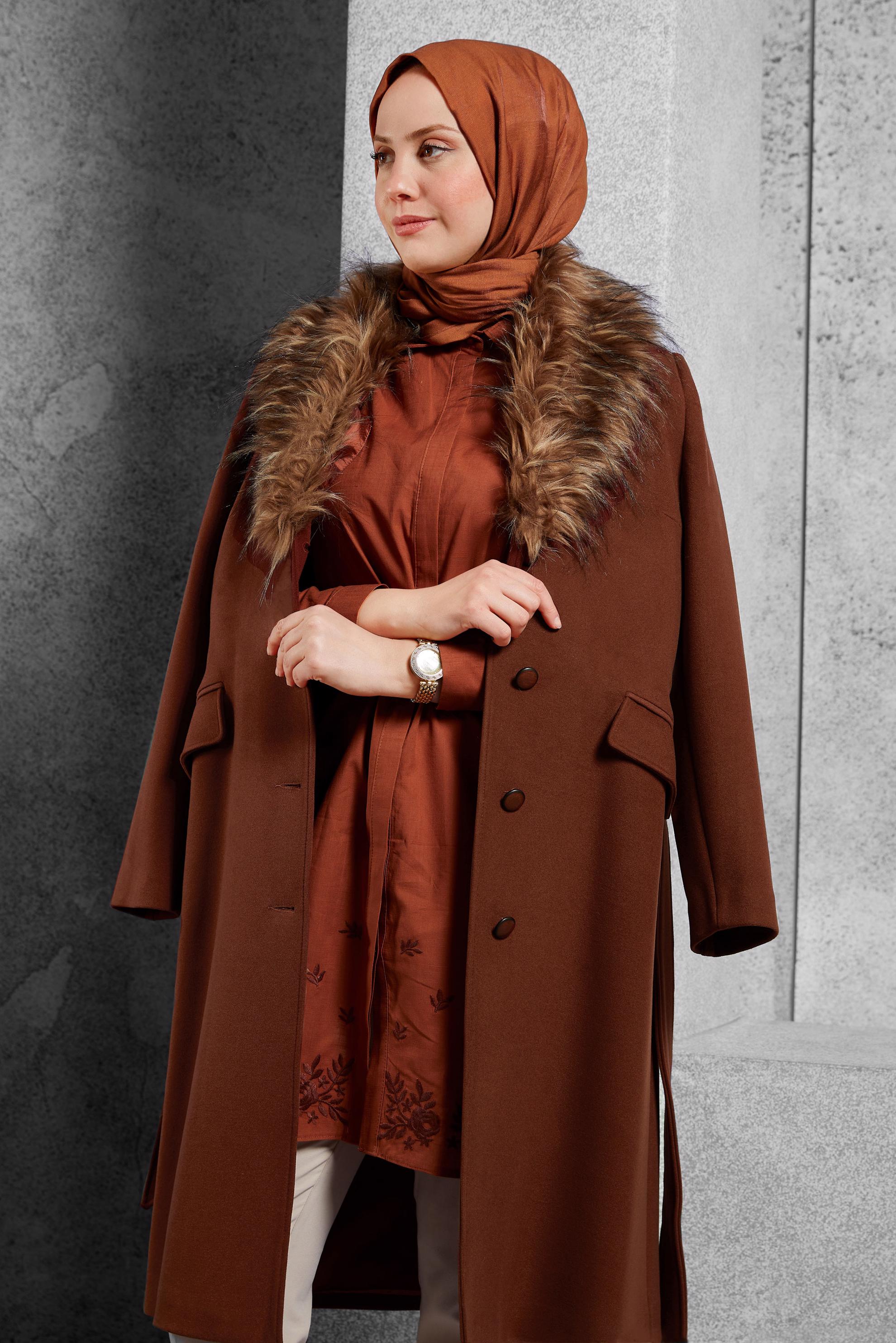 Tesettür giyim TURUNCU KÜRKLÜ KUŞAKLI KABAN 90377