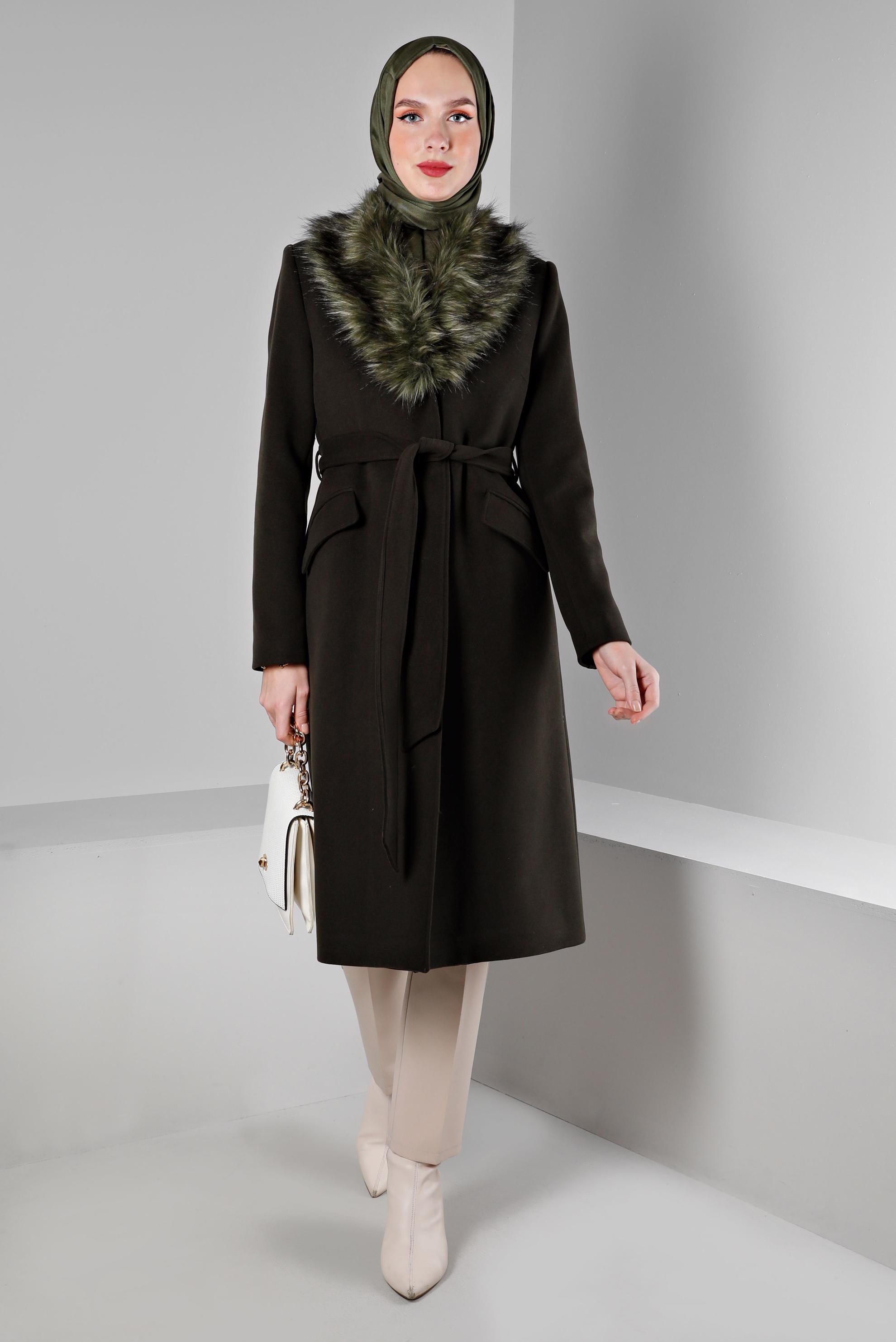 Tesettür giyim HAKİ KÜRKLÜ KUŞAKLI KABAN 90377