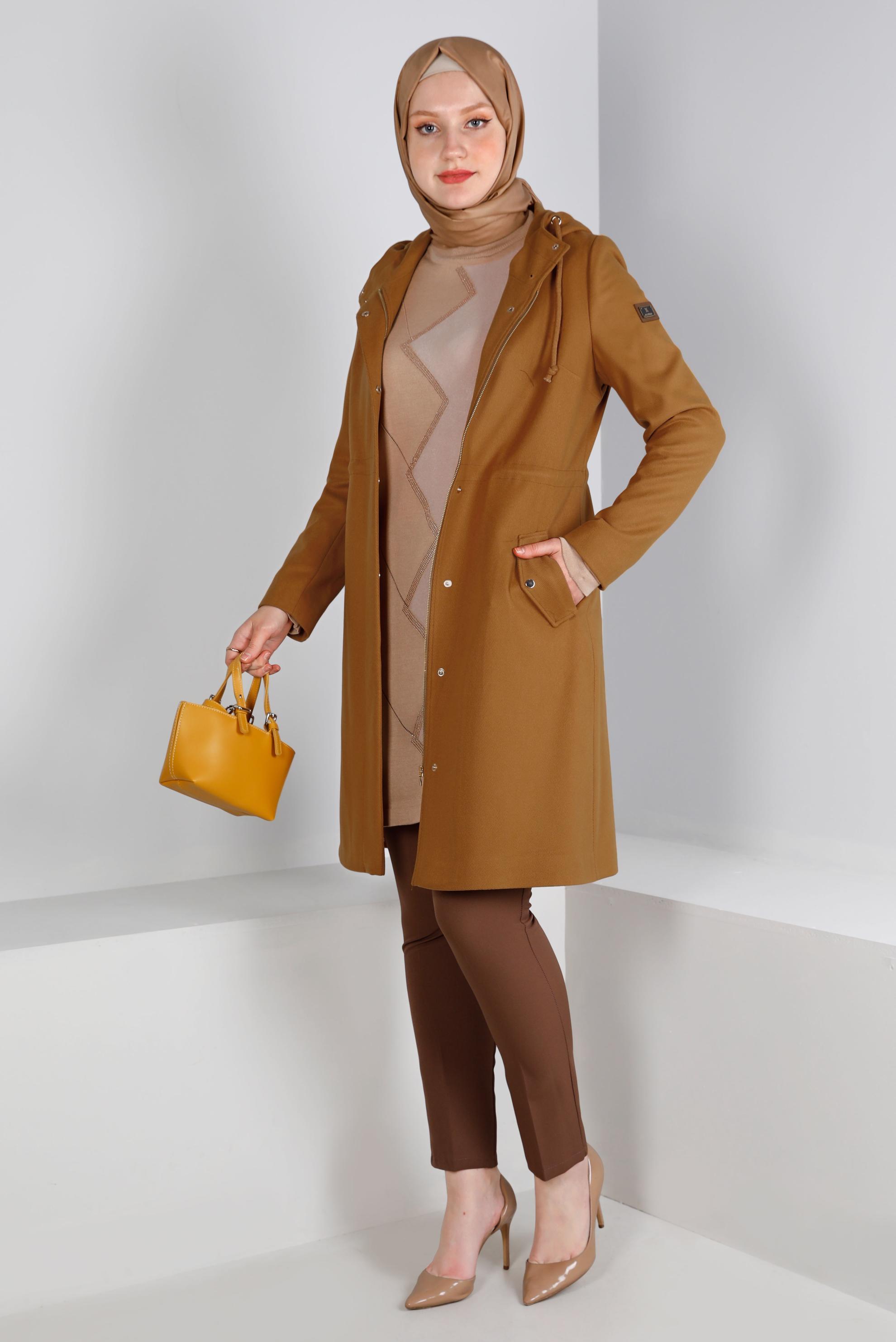 Tesettür giyim SARI CEP DETAYLI KAPÜŞONLU FERMUARLI KABAN 90378