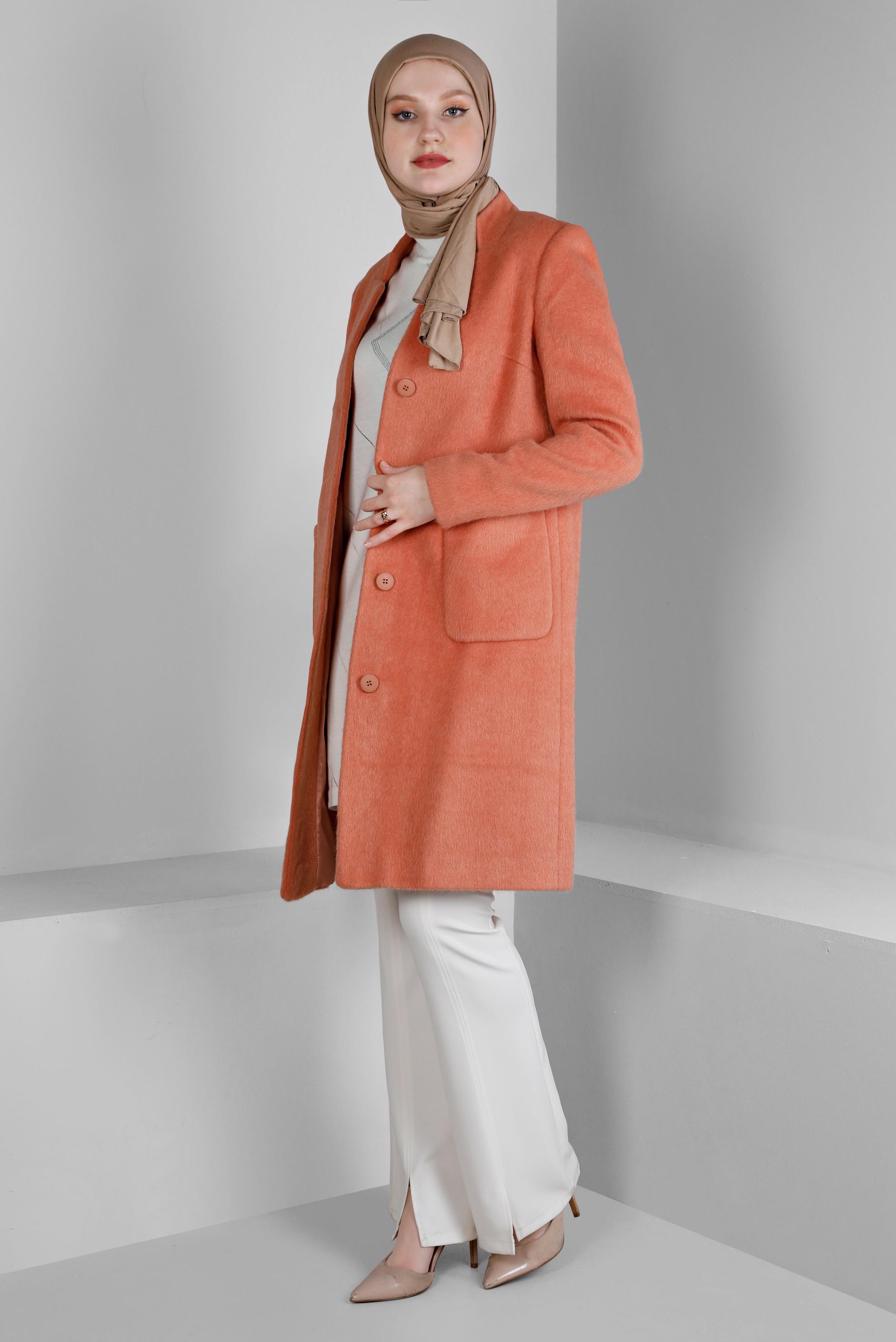 Tesettür giyim PEMBE TÜYLÜ DÜĞMELİ CEP DETAYLI KABAN 90380