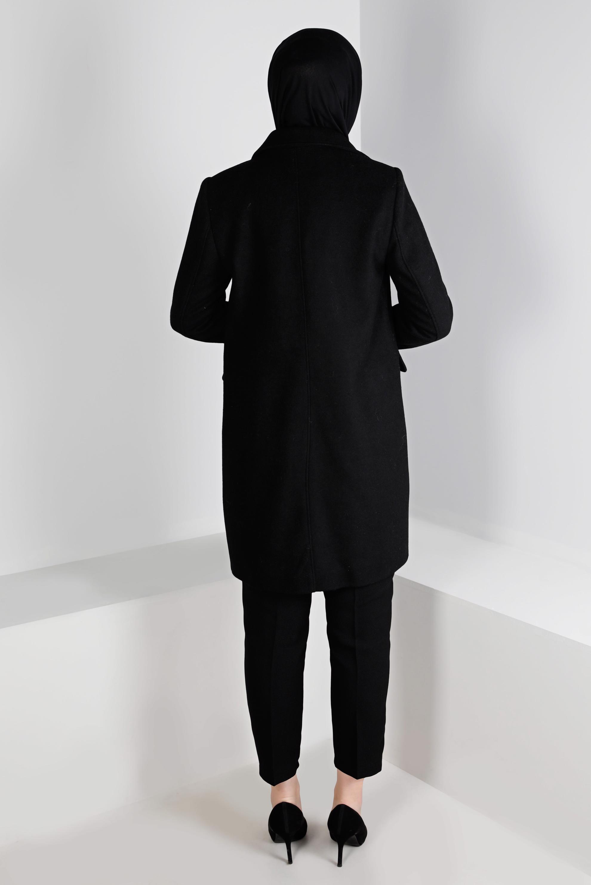 Tesettür giyim SİYAH CEPLİ DÜĞMELİ KABAN 90381-2