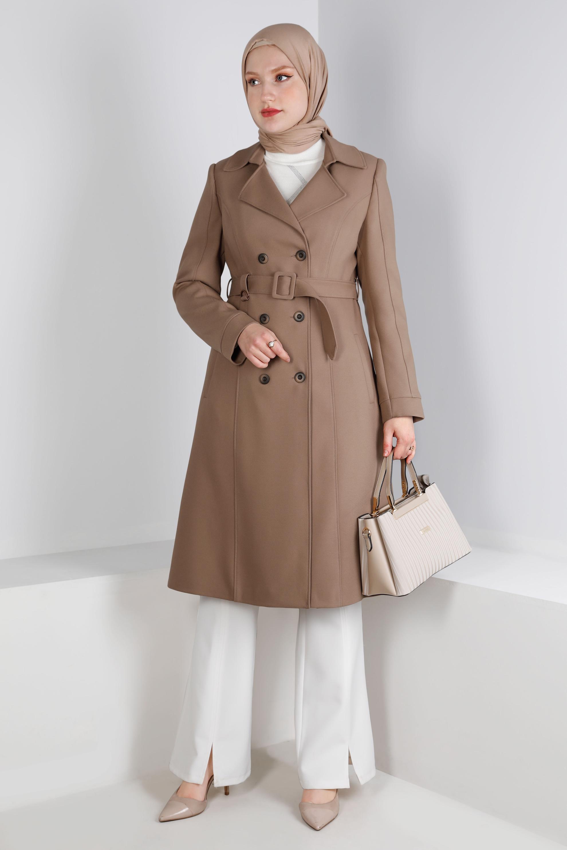 Tesettür giyim KAHVE KEMERLİ DÜĞME DETAYLI KABAN 90382