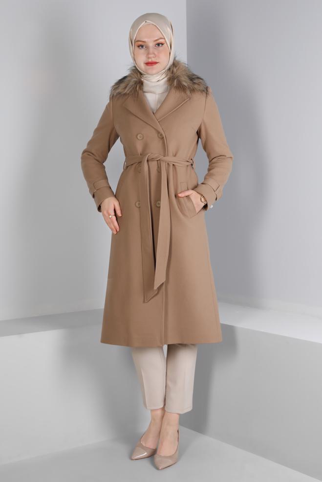 Tesettür giyim  YAKASI KÜRKLÜ KUŞAKLI KABAN 90393 - ALVİNA
