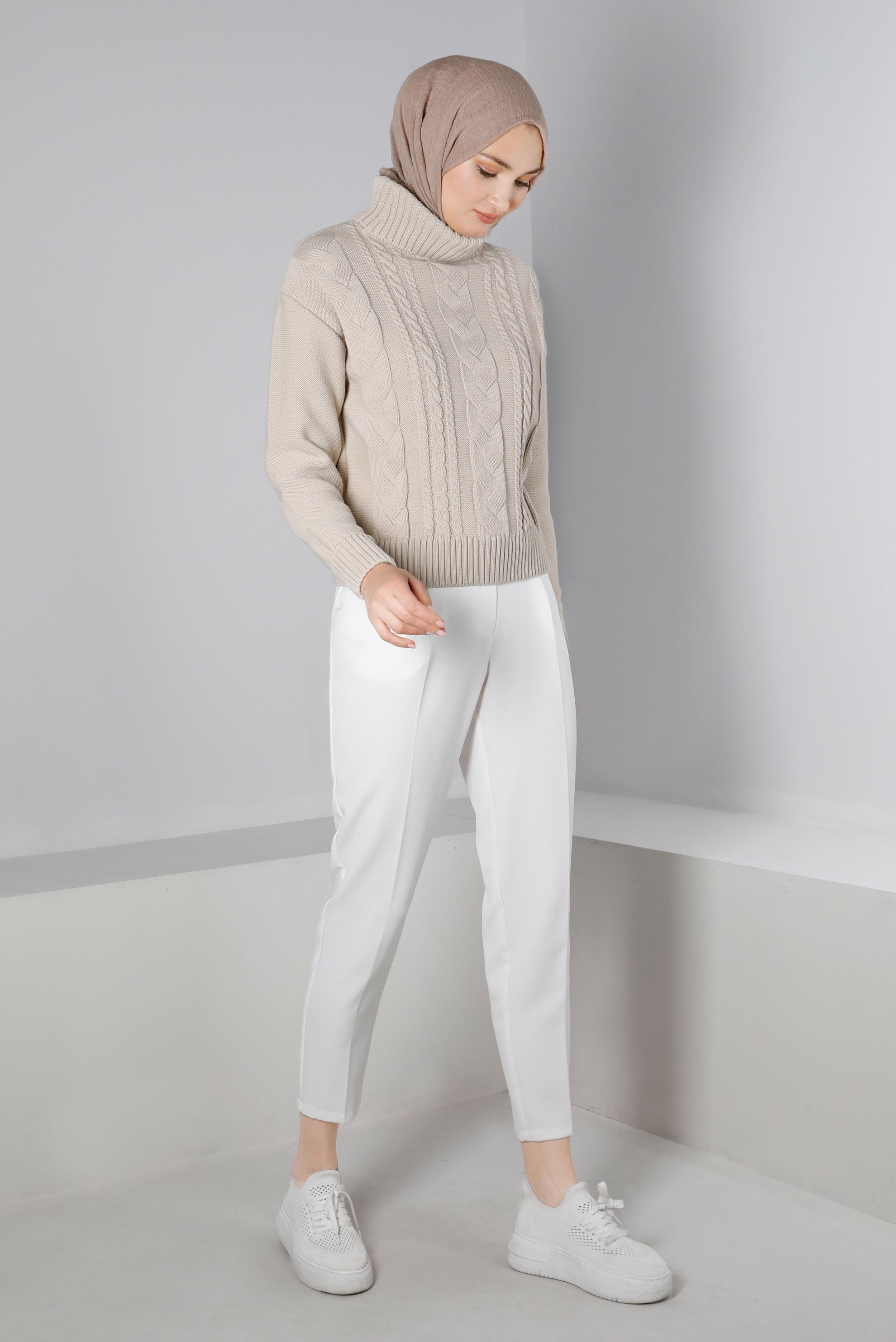Tesettür giyim BEJ BOĞAZLI ÖRGÜ DETAYLI TRİKO KAZAK 43134 