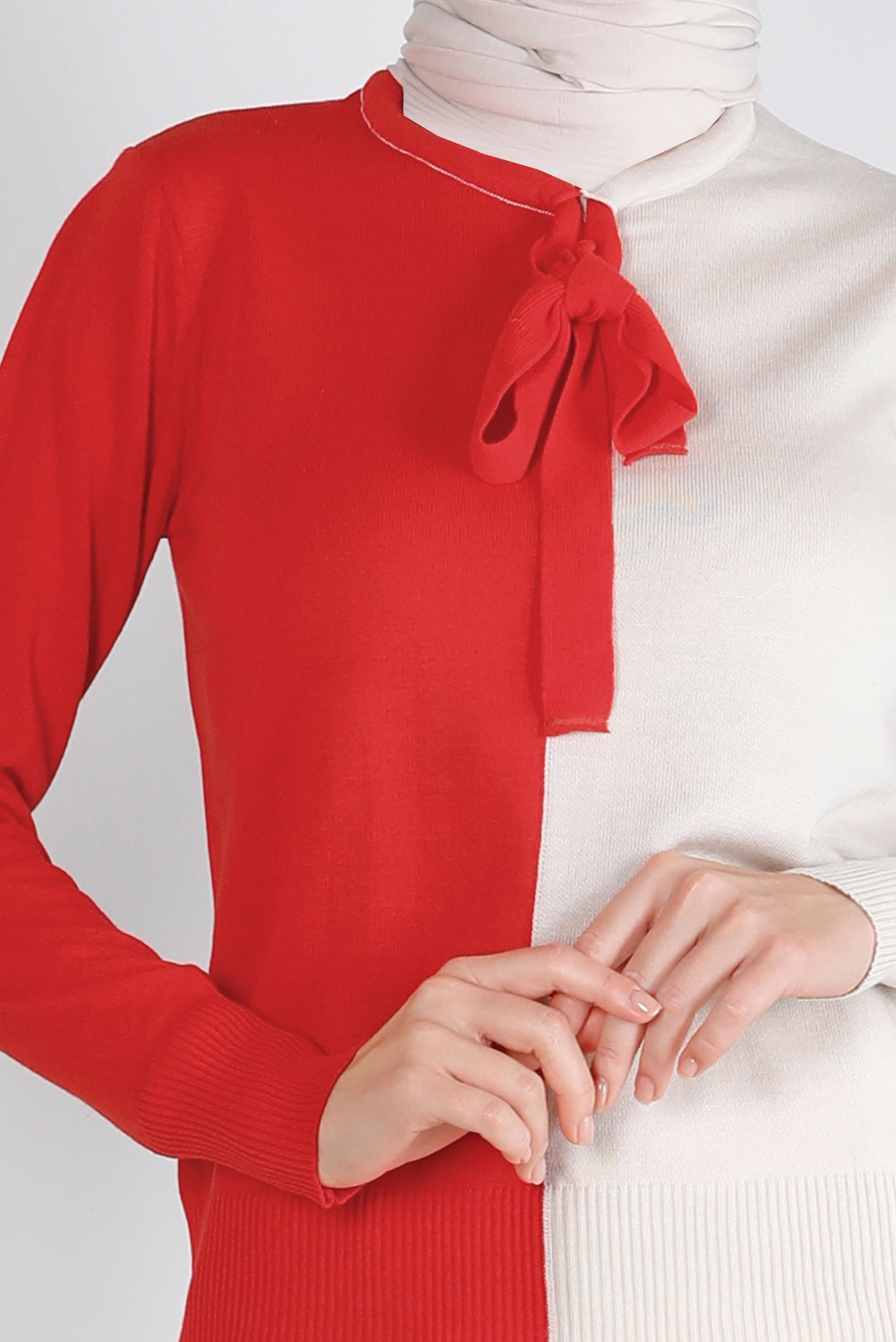 Tesettür giyim KIRMIZI YAKASI BAĞLAMALI İKİ RENK TRİKO KAZAK 43187