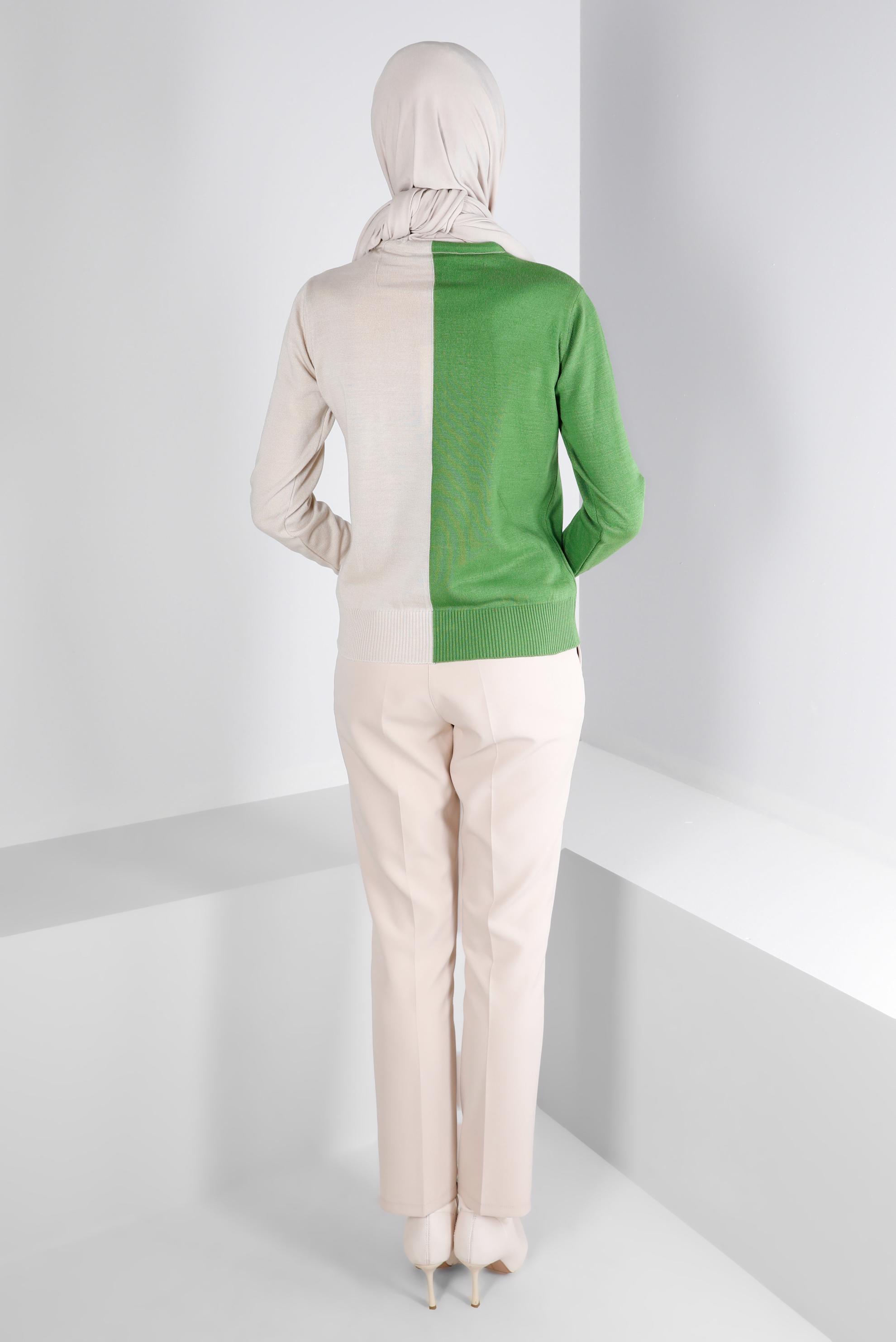 Tesettür giyim YEŞİL YAKASI BAĞLAMALI İKİ RENK TRİKO KAZAK 43187