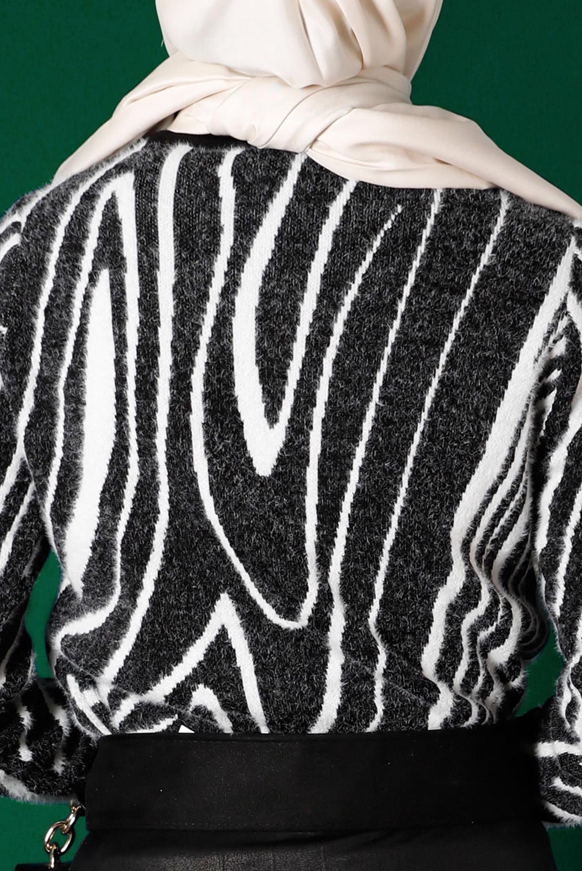 Tesettür giyim SİYAH BALIKÇI YAKA DESENLİ TRİKO KAZAK 43191 