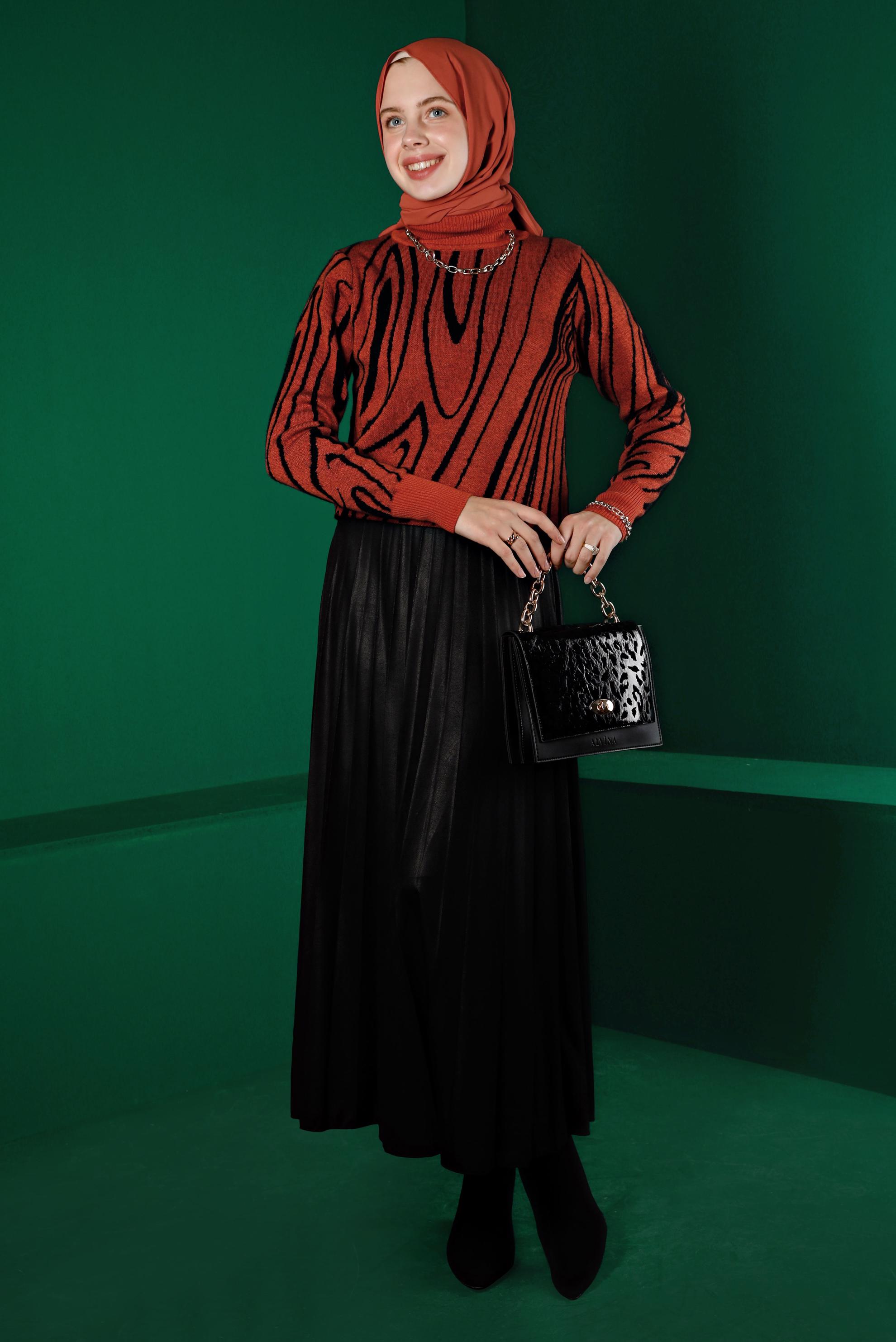 Tesettür giyim TURUNCU BALIKÇI YAKA DESENLİ TRİKO KAZAK 43191 