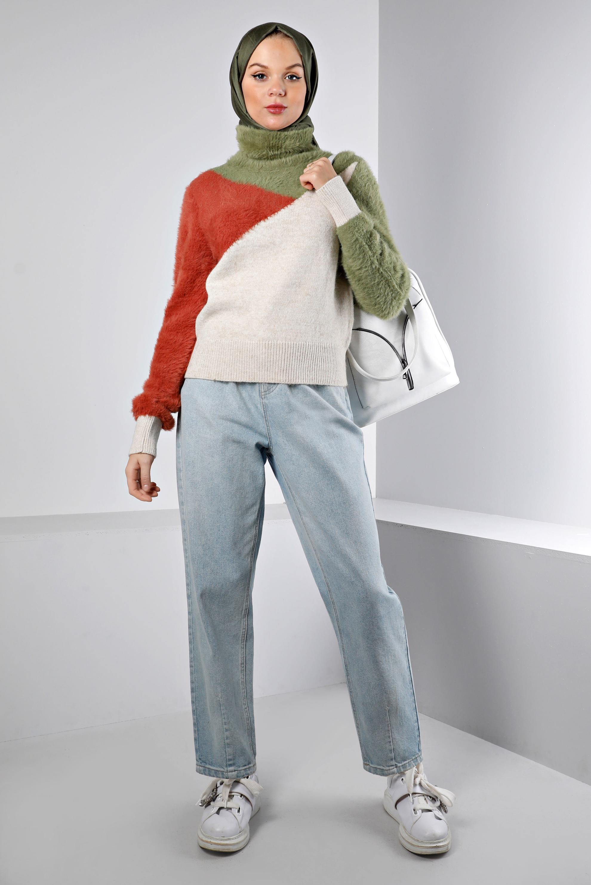 Hijab clothing BEIGE COLORED KNITWEAR SWEATER 43242 