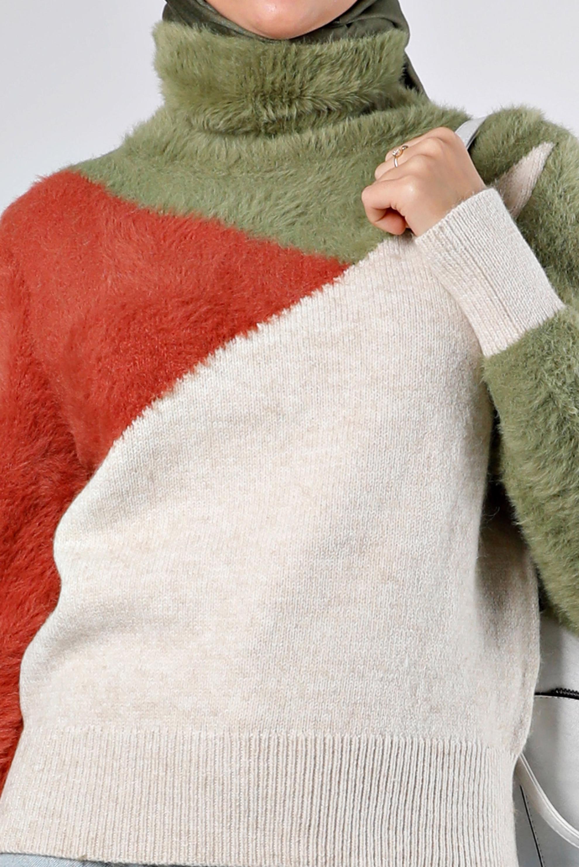 Hijab clothing BEIGE COLORED KNITWEAR SWEATER 43242 