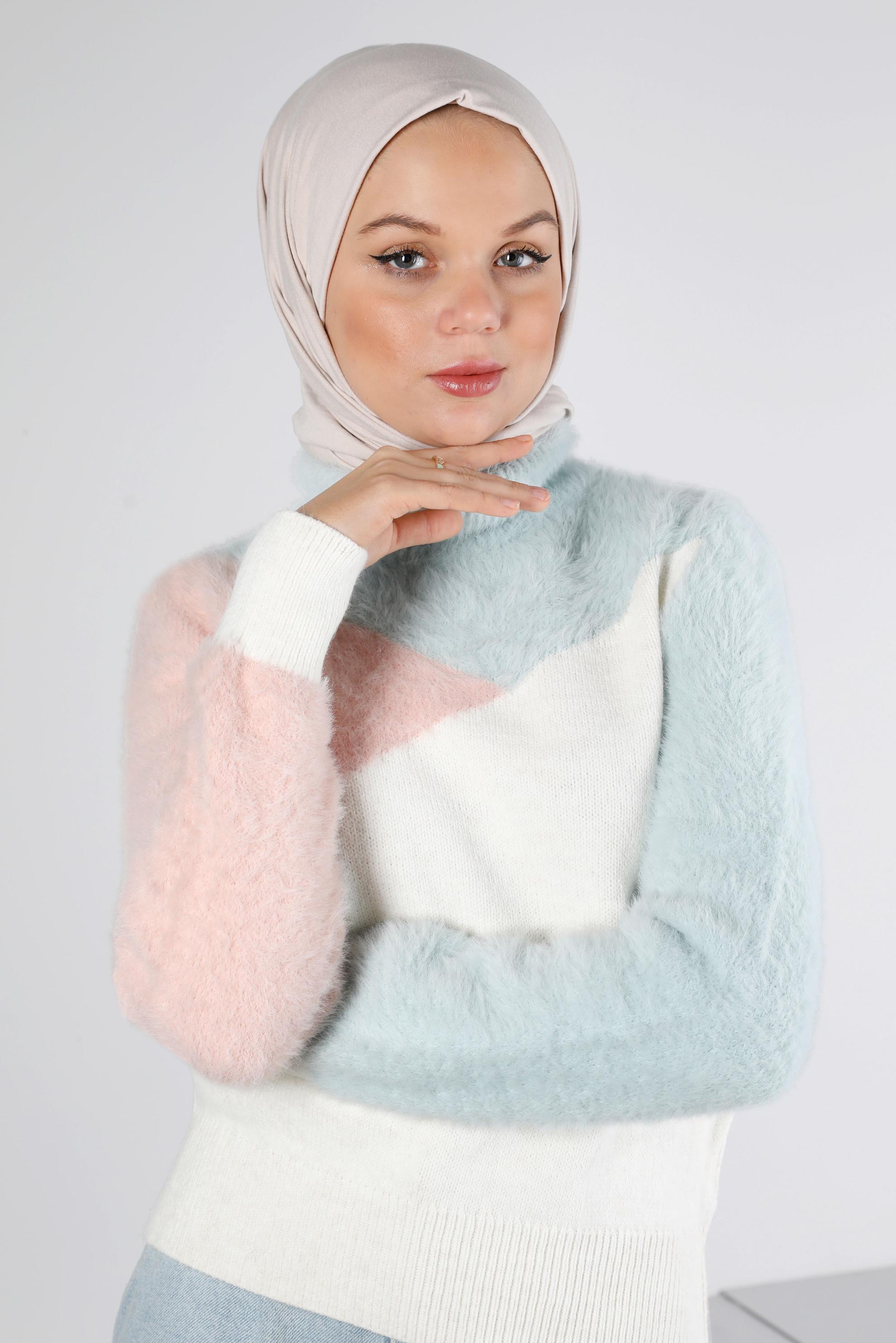 Tesettür giyim BEJ RENK BLOKLU TÜYLÜ TRİKO KAZAK 43242 