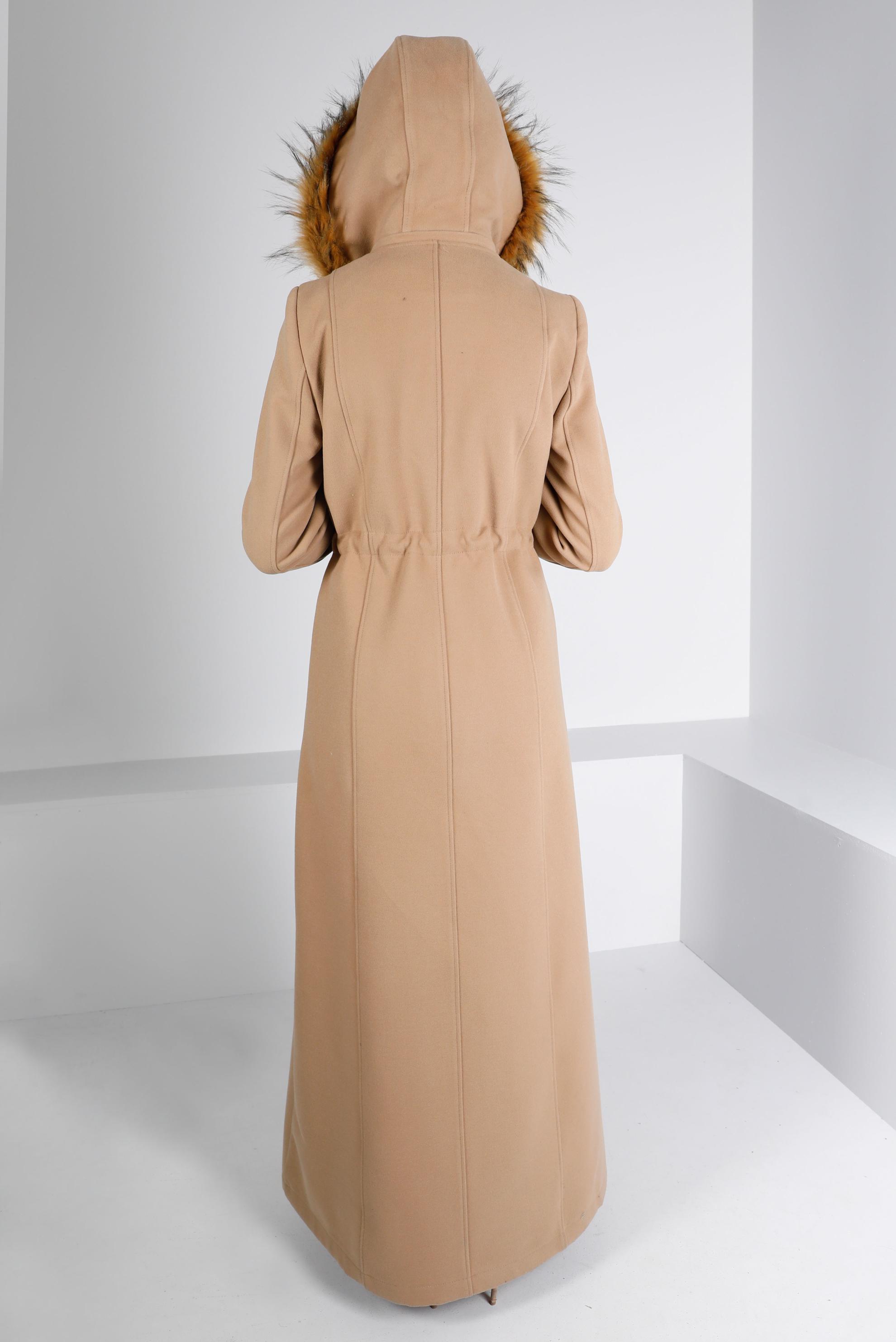 Vêtements hijab BRUN MANTEAU À CAPUCHE FOURRURE 90262