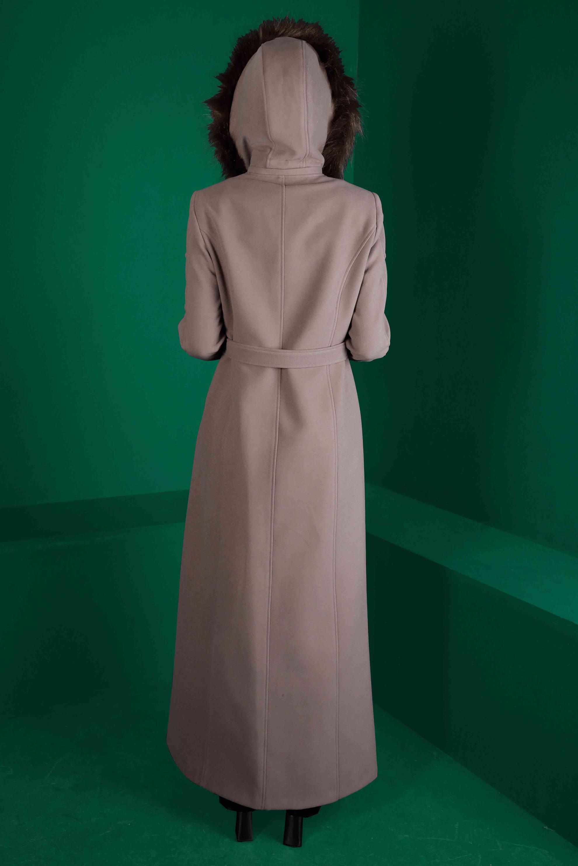 Tesettür giyim VİZON KEMERLİ DÜĞMELİ MANTO 90276 