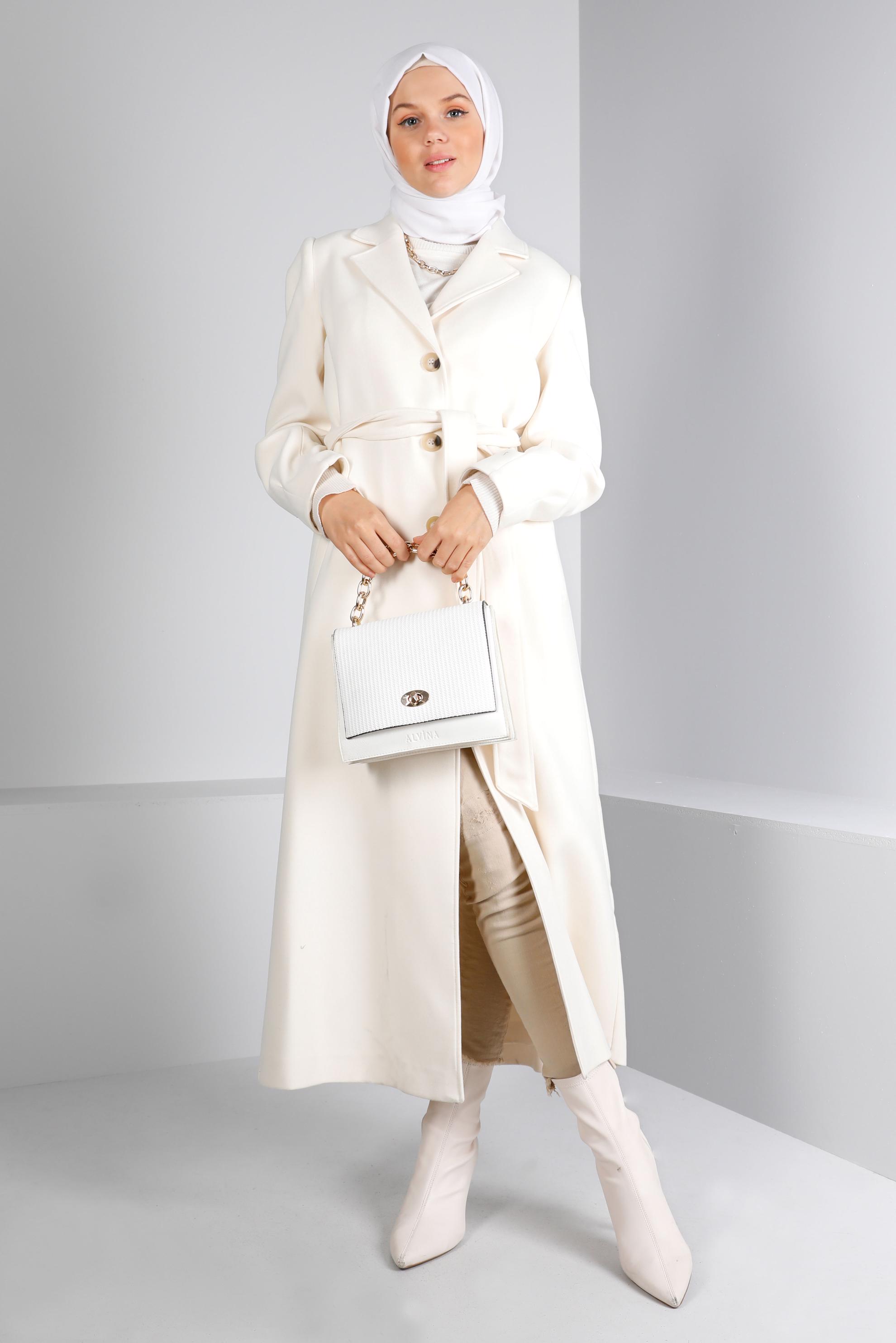 Vêtements hijab BLANC MANTEAU AVEC CEINTURE ET BOUTONS 90345