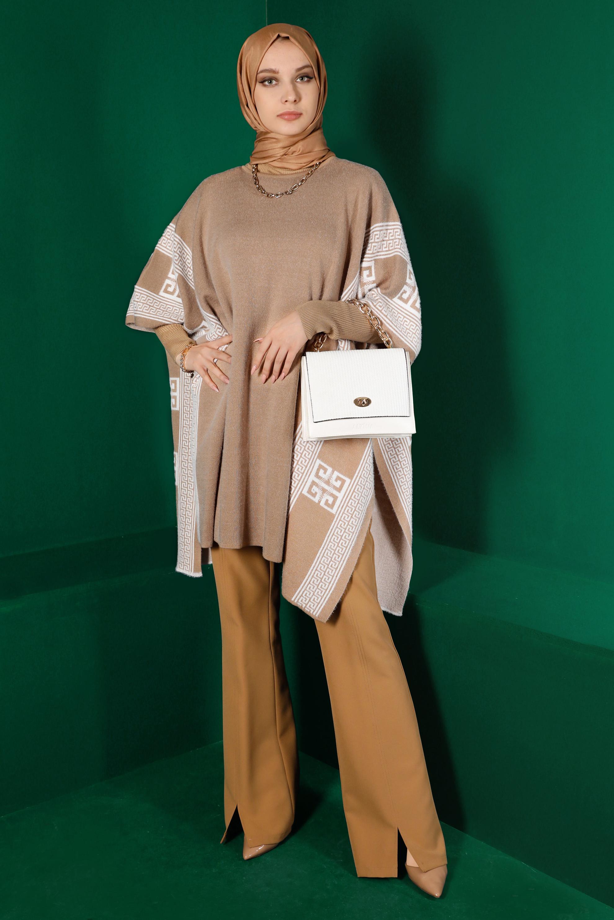 Vêtements hijab BRUN PONCHO EN MAILLE À MANCHES CHAUVE-SOURIS 43206