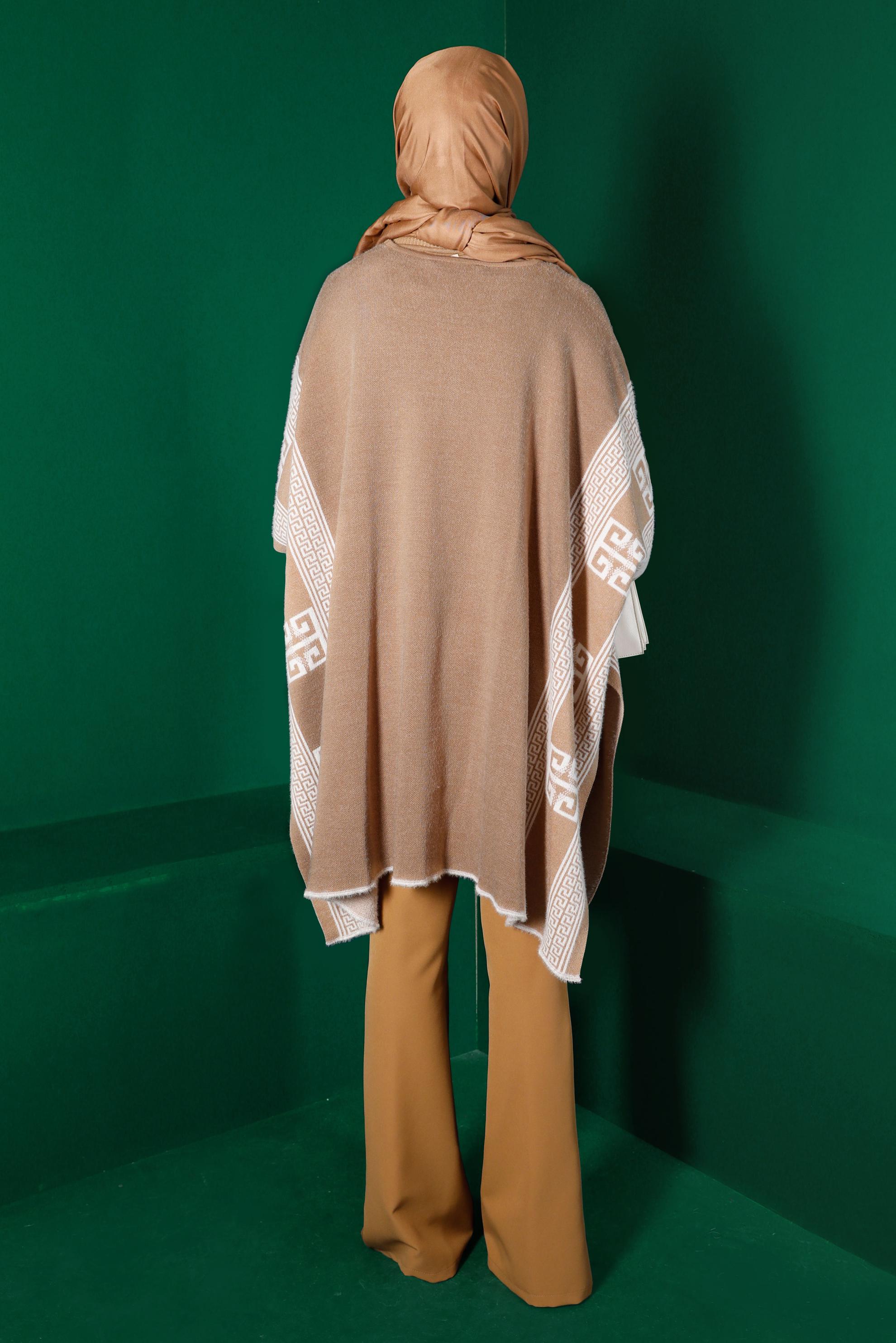 Vêtements hijab BRUN PONCHO EN MAILLE À MANCHES CHAUVE-SOURIS 43206