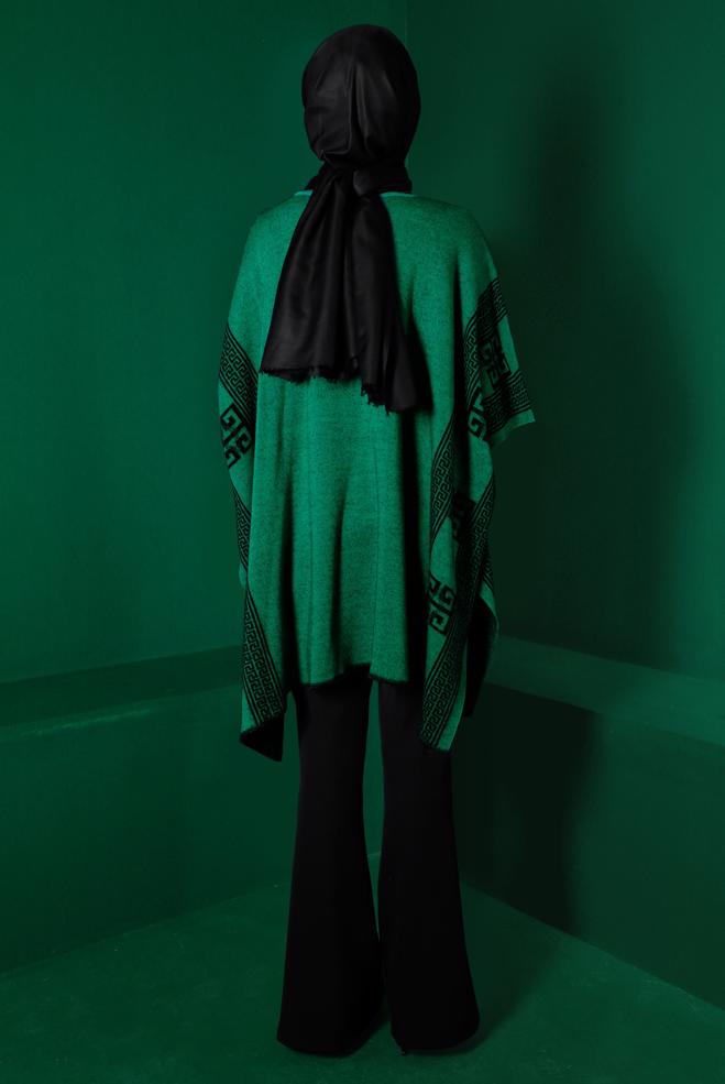 Tesettür giyim YEŞİL YARASA KOL TRİKO PANÇO 43206 - ALVİNA