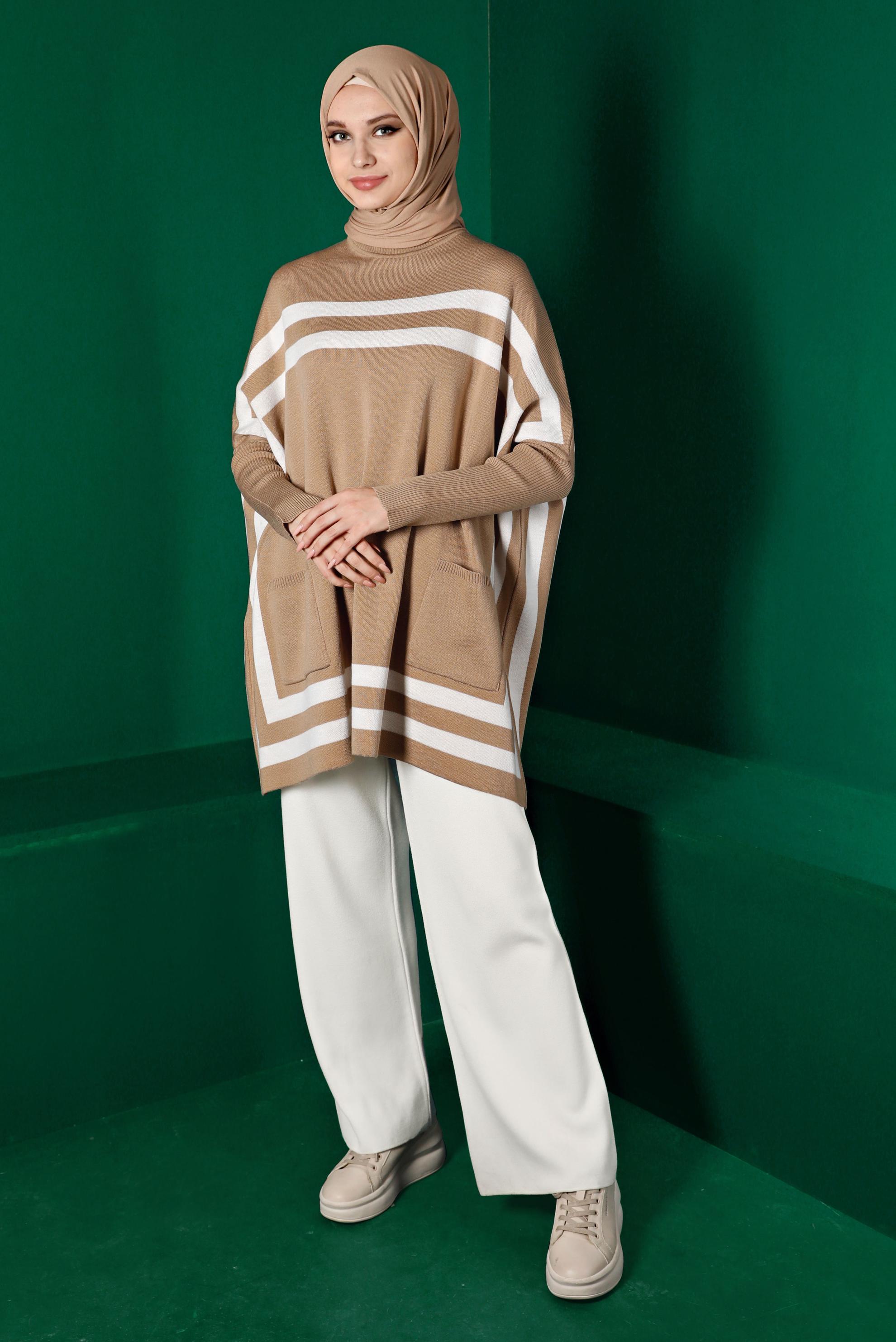 Vêtements hijab BRUN PONCHO EN MAILLE À RAYURES 43207