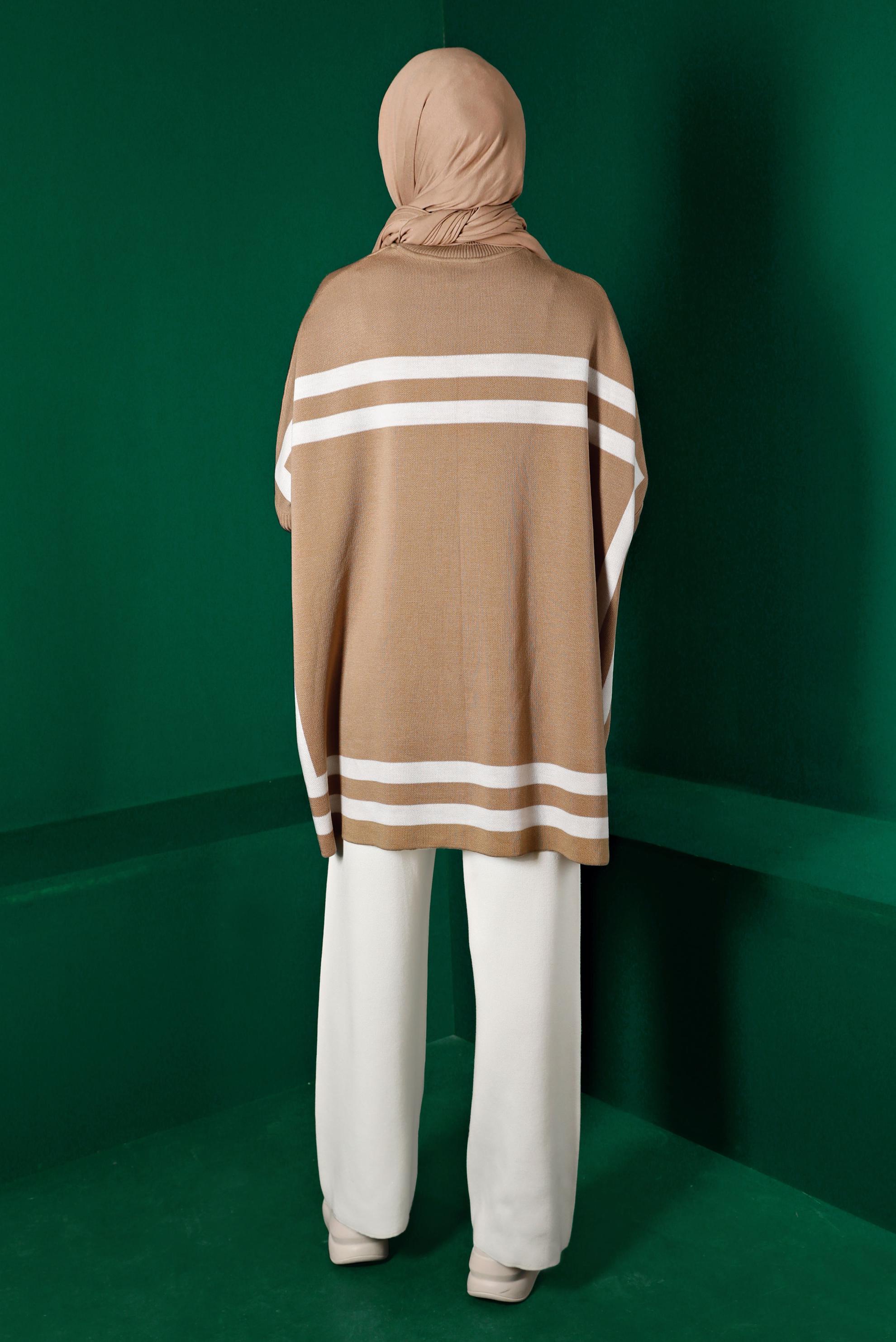 Vêtements hijab BRUN PONCHO EN MAILLE À RAYURES 43207